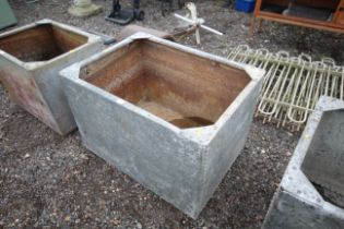 A galvanised water tank measuring approx. 35" x 26