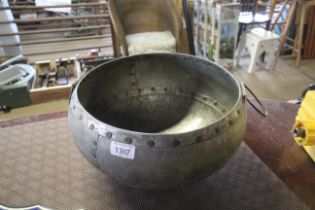 A half round riveted handi with twin handles (176)