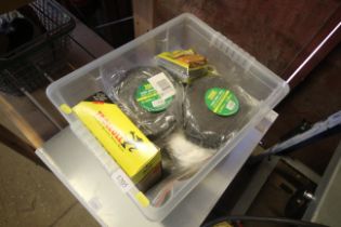 A quantity of wire wool, some as new and some poli