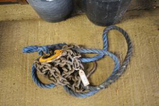 A length of chain and a tow rope