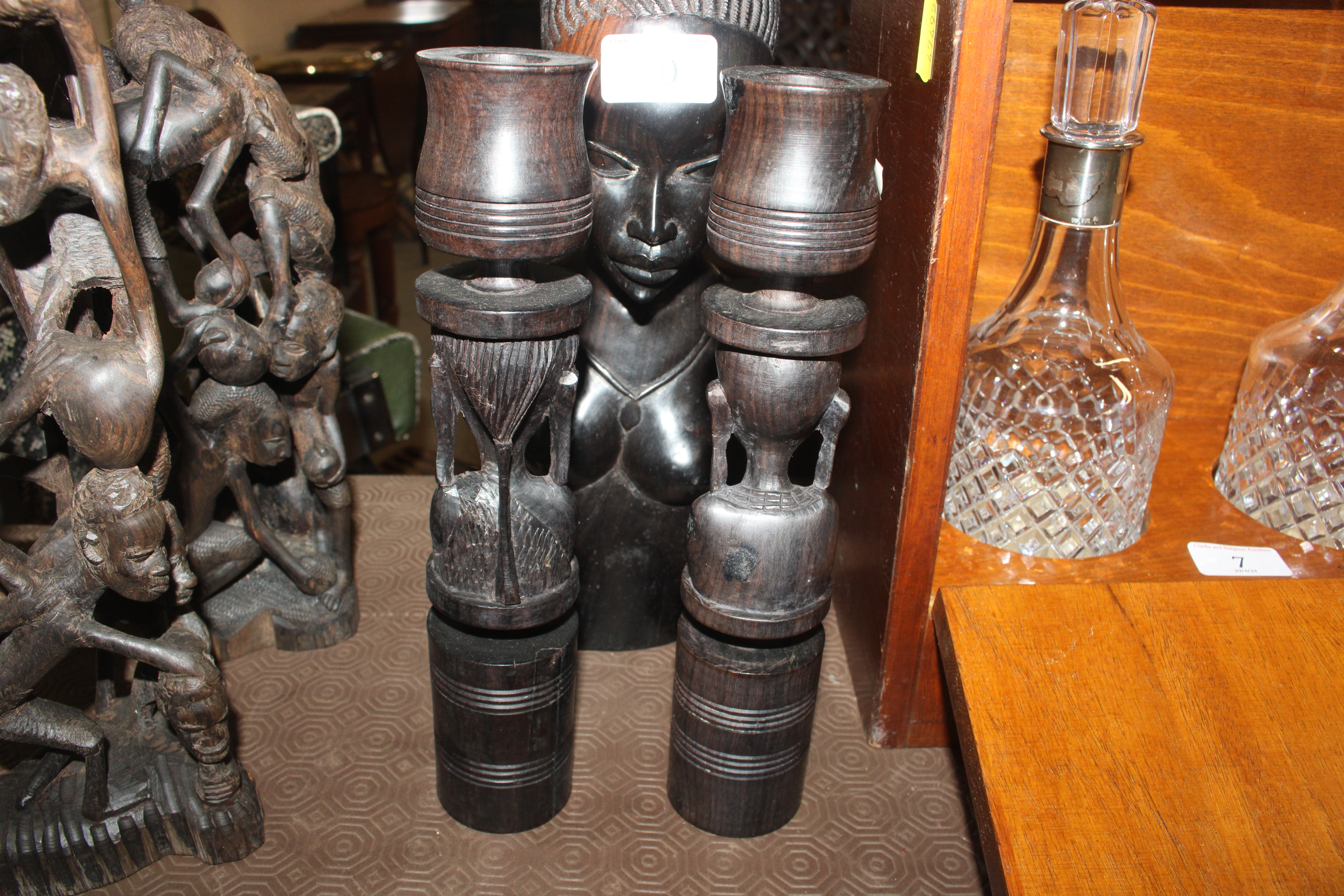 A carved hardwood African bust of a female and a p - Image 4 of 6