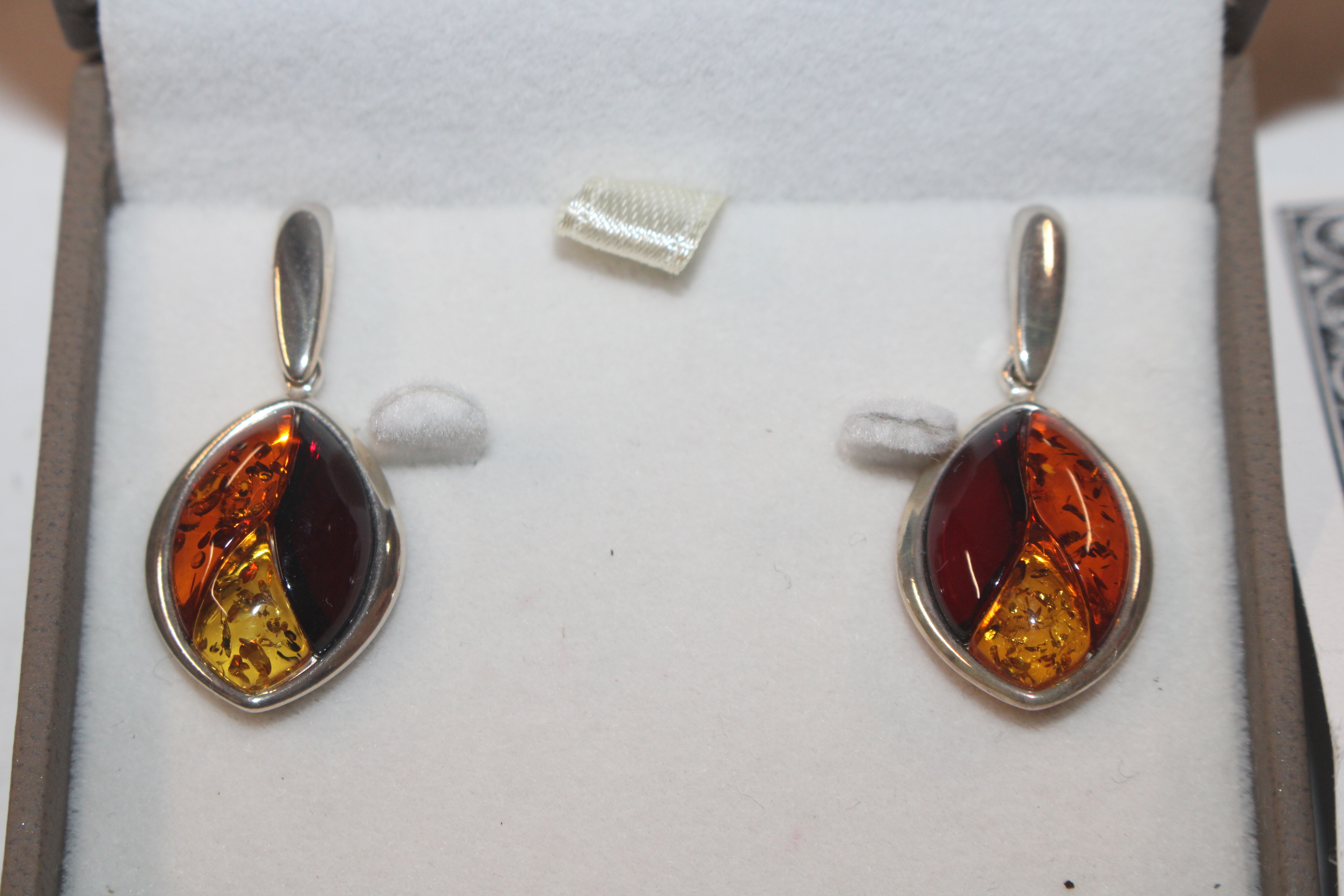 A pair of Sterling silver and amber set drop ear-r - Image 2 of 4