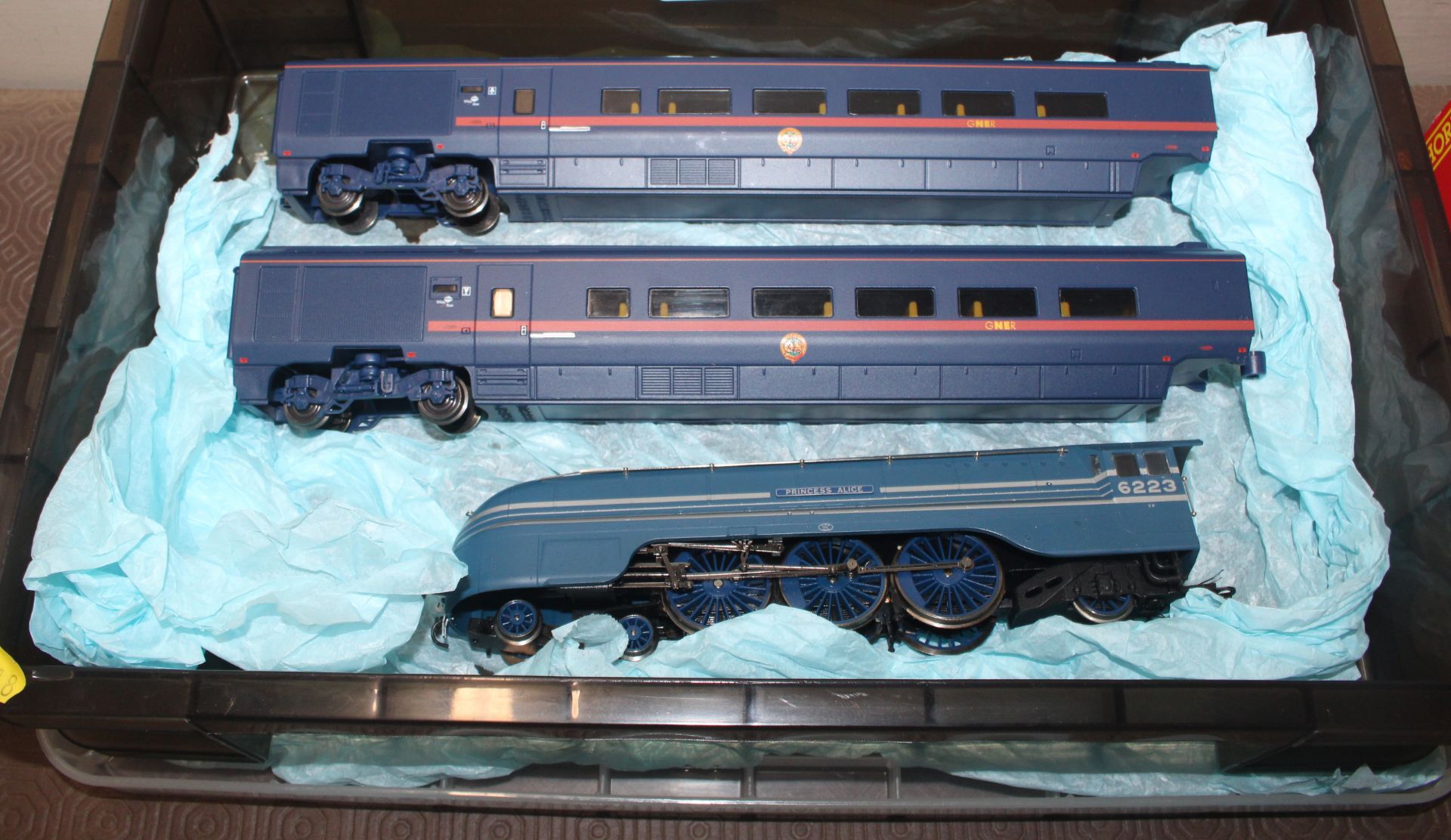 Two Hornby GNER 3306 locomotives; and carriages; and a LMS 6223 locomotive "Princess Alice" and - Image 20 of 34