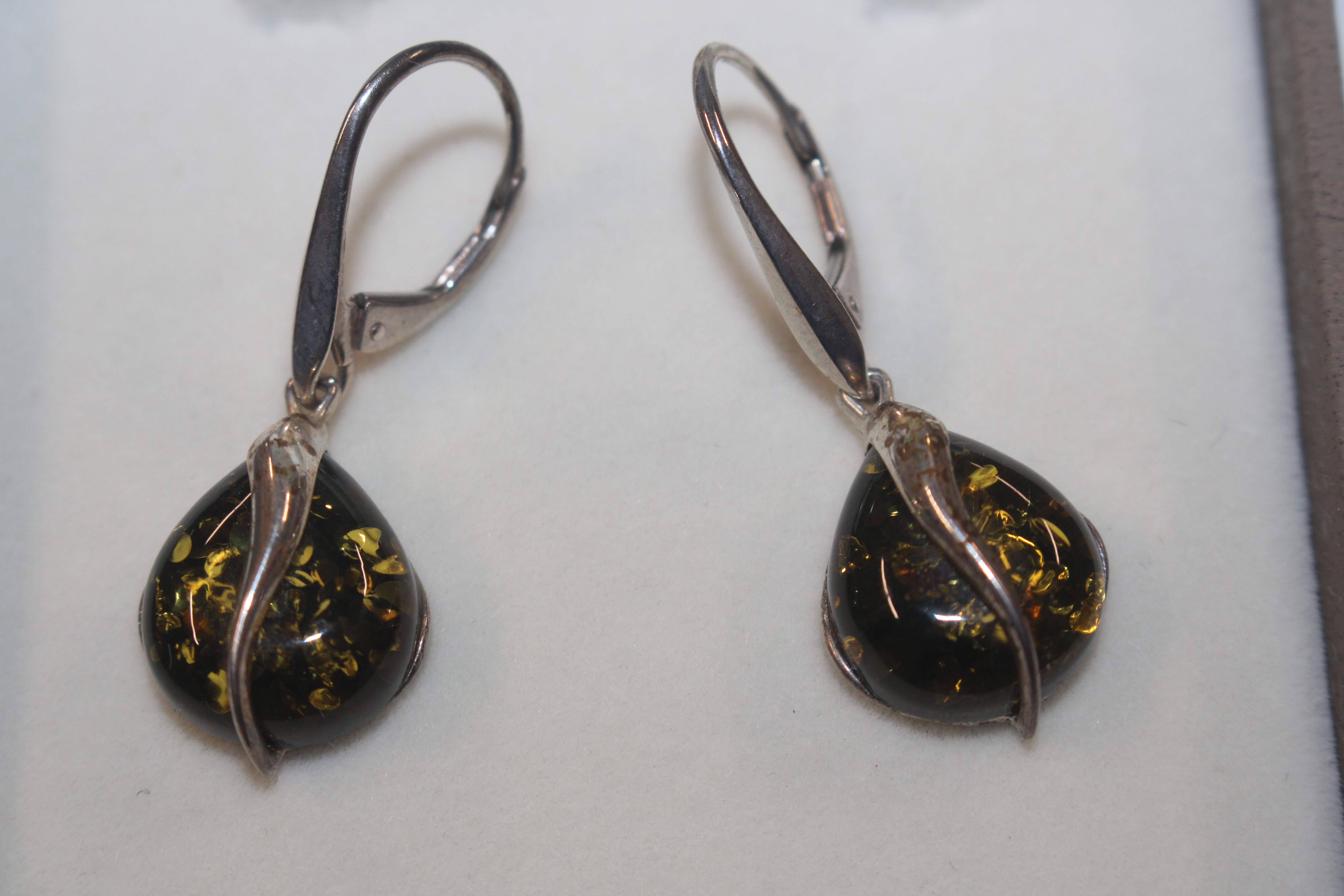 A pair of Sterling silver and green amber drop ear - Image 2 of 5