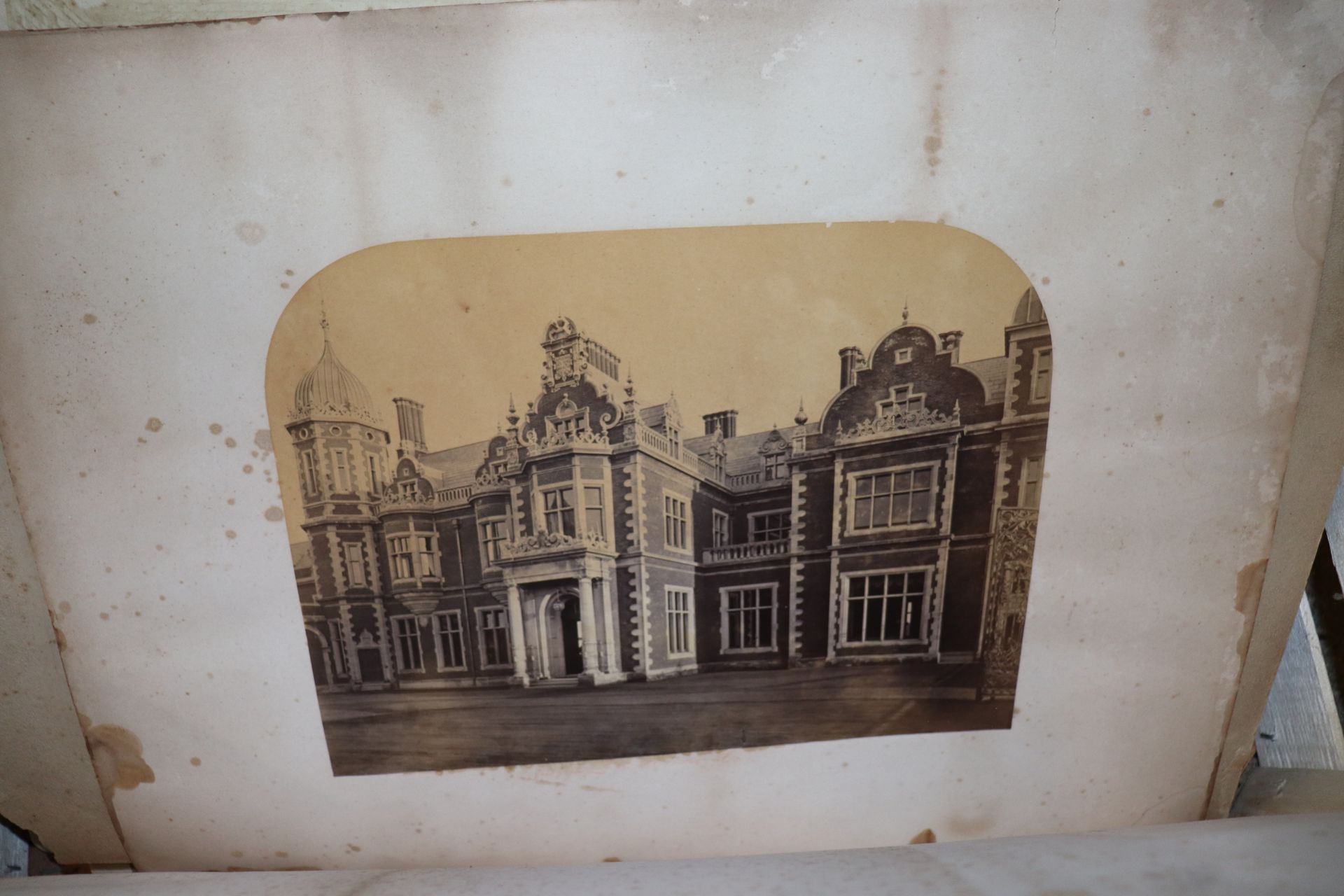 A collection of various vintage photographs - Image 6 of 6