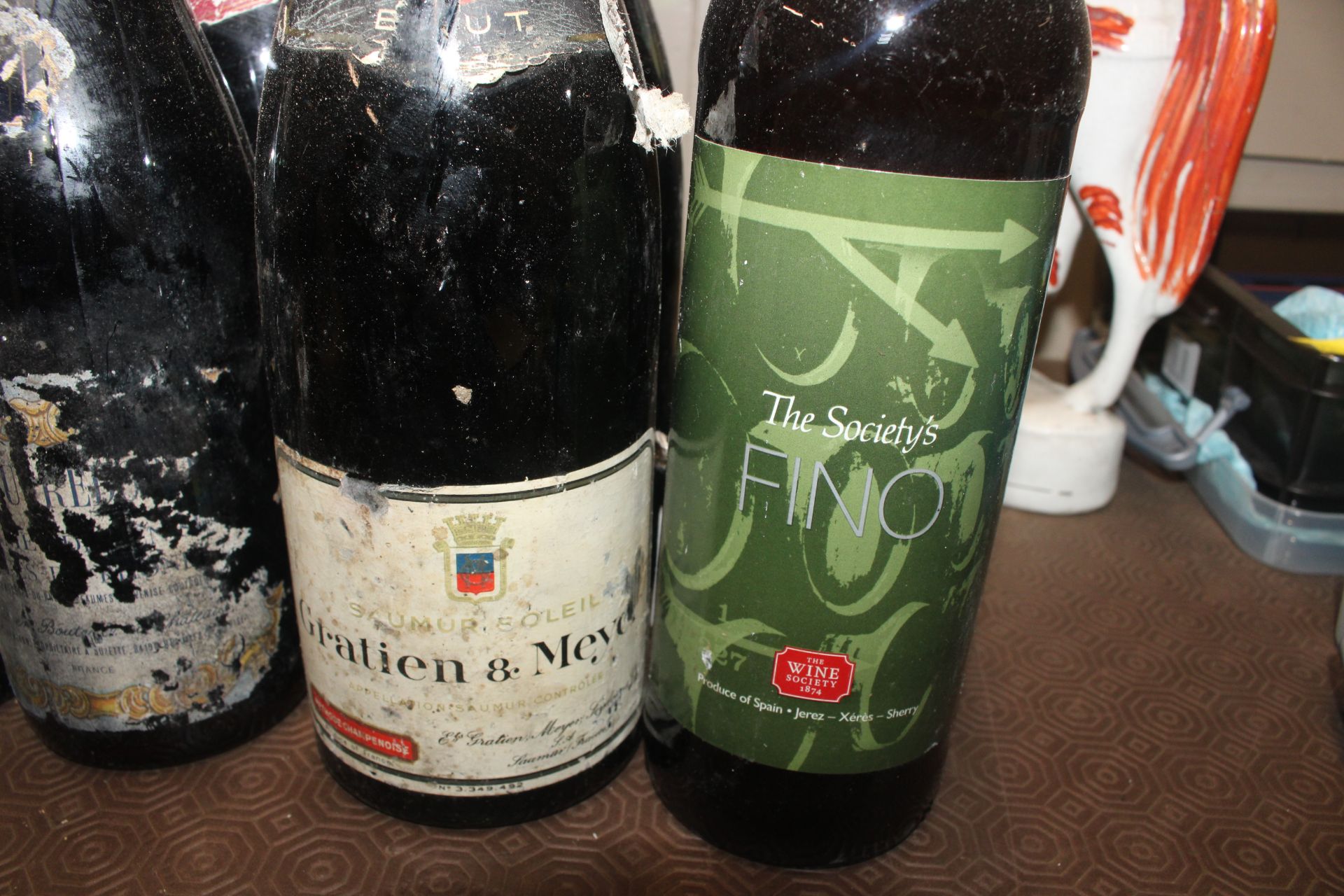 A collection of miscellaneous wines AF - Image 5 of 8