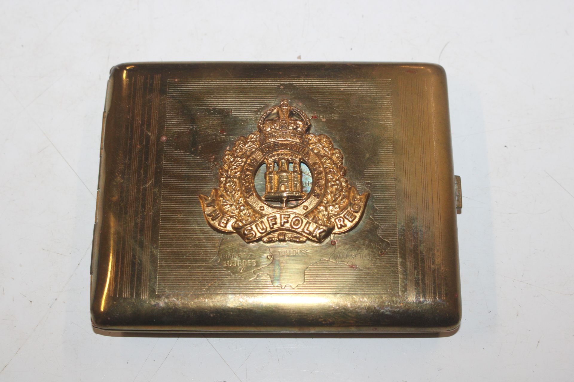 A tray of assorted military related items to inclu - Image 11 of 12