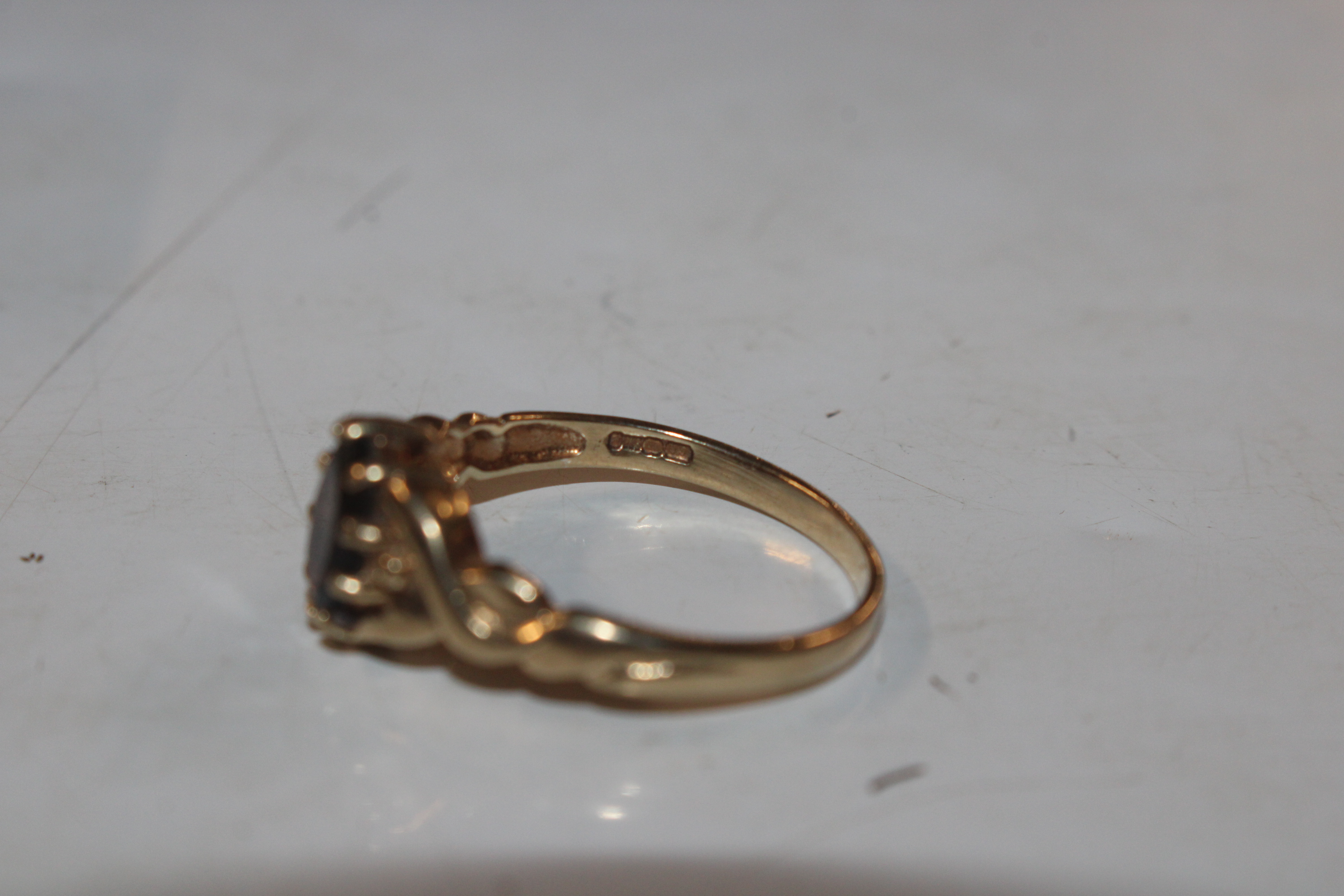 A Hallmarked 9ct gold smoky topaz ring with Celtic - Image 5 of 5