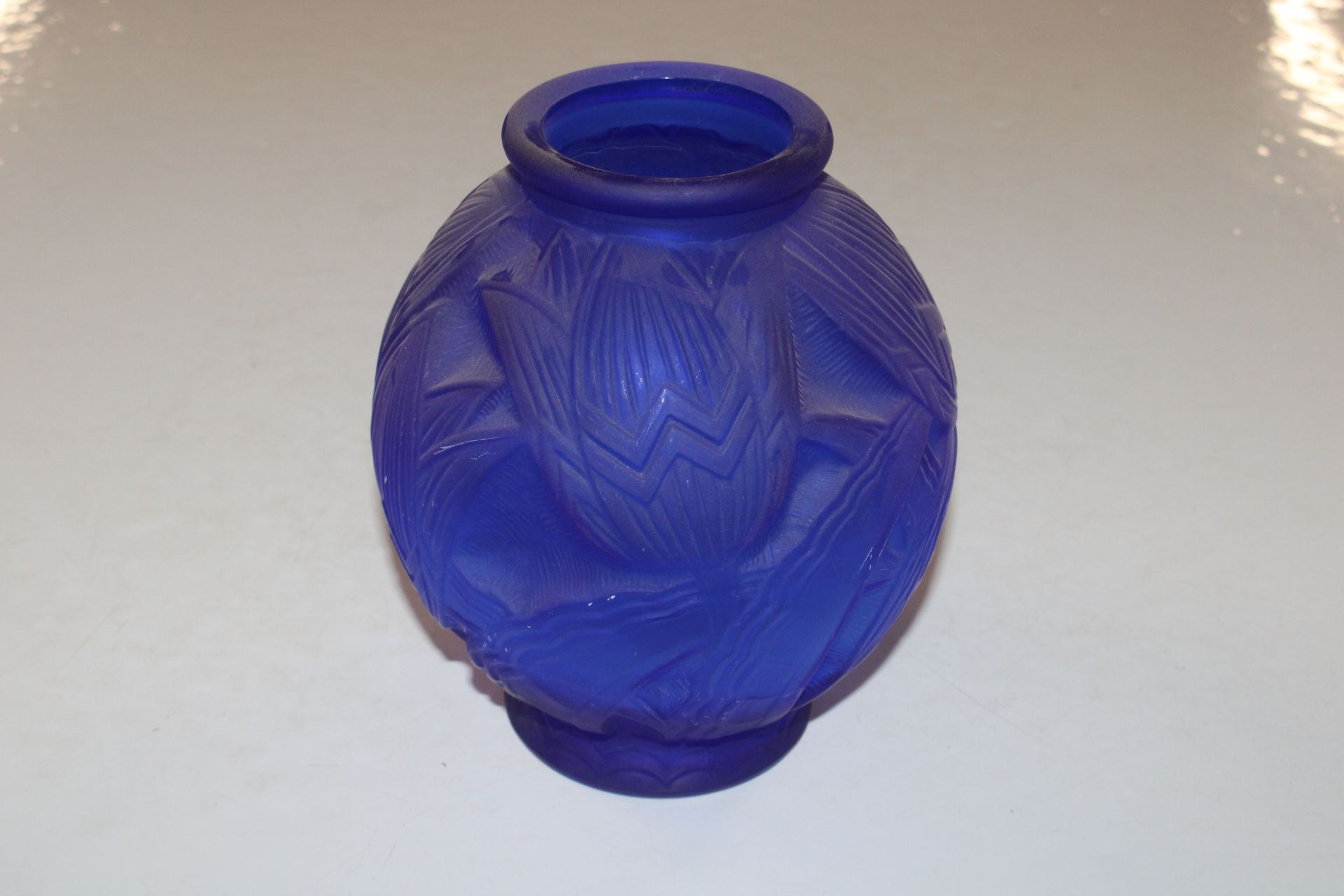 An Art Deco style blue glass vase, 20cm