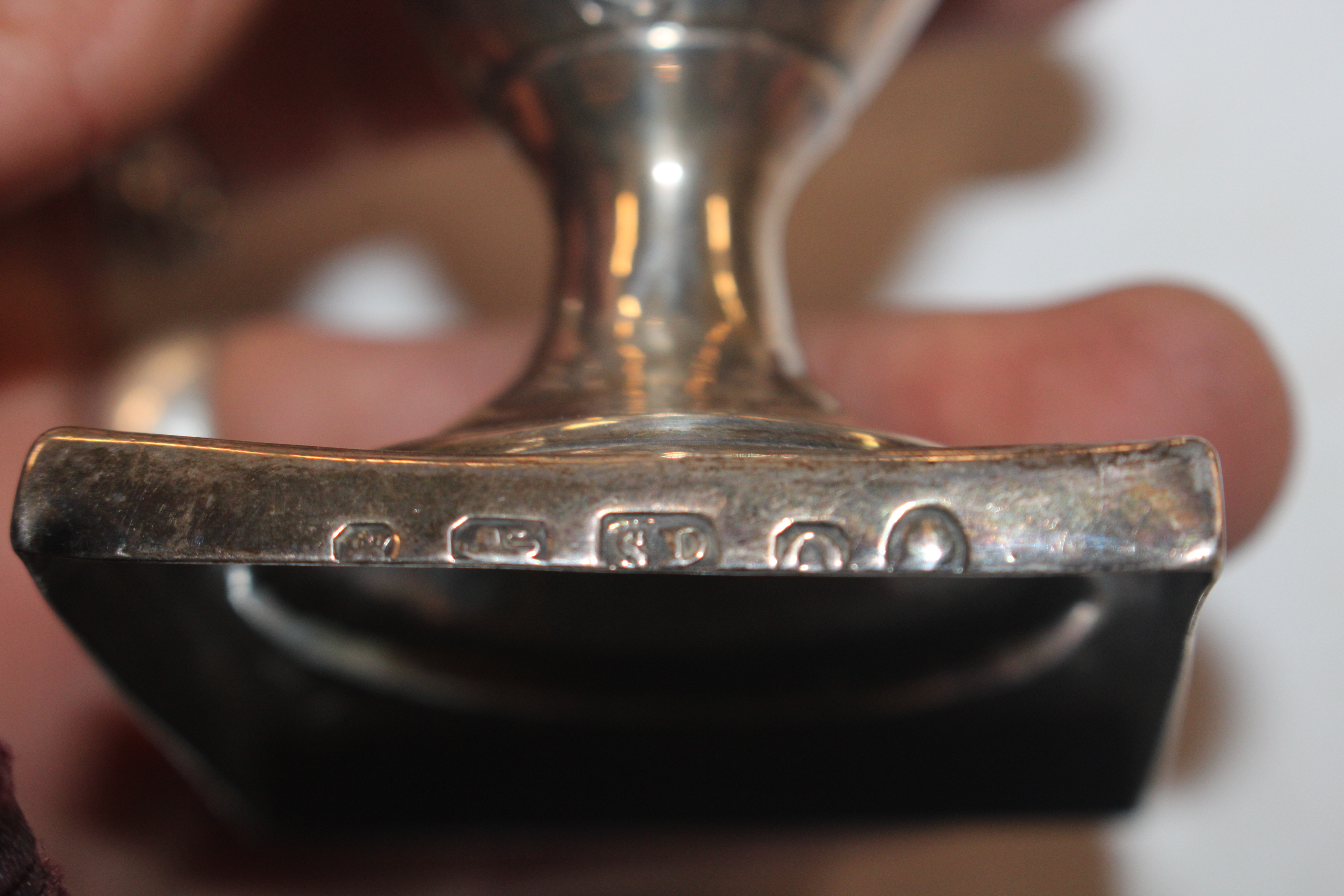 A silver cream jug, approx. 2oz (77gms) - Image 6 of 6