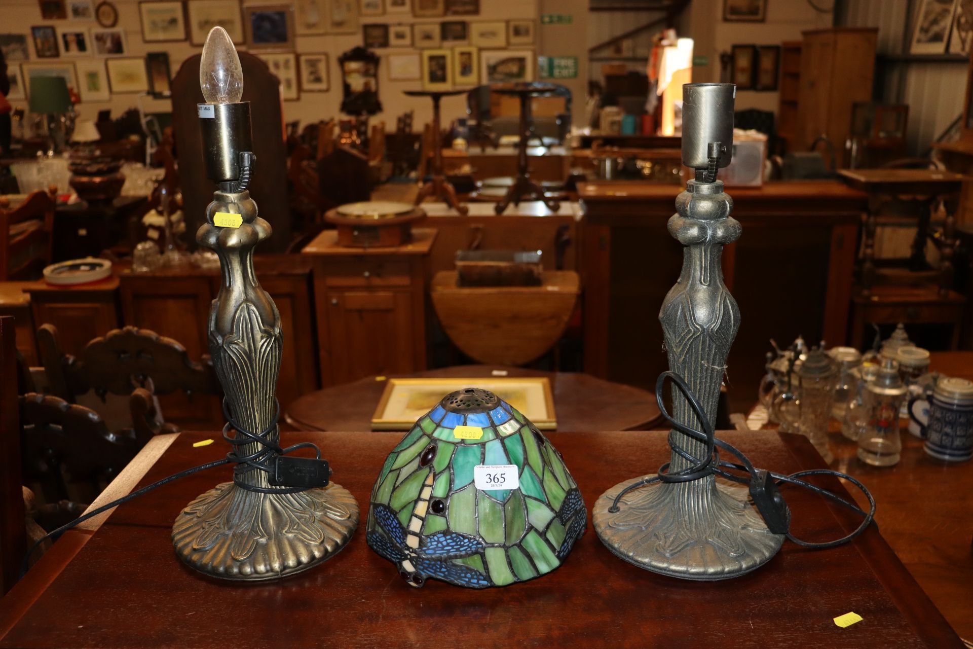 A pair of Art Nouveau design table lamps, one with