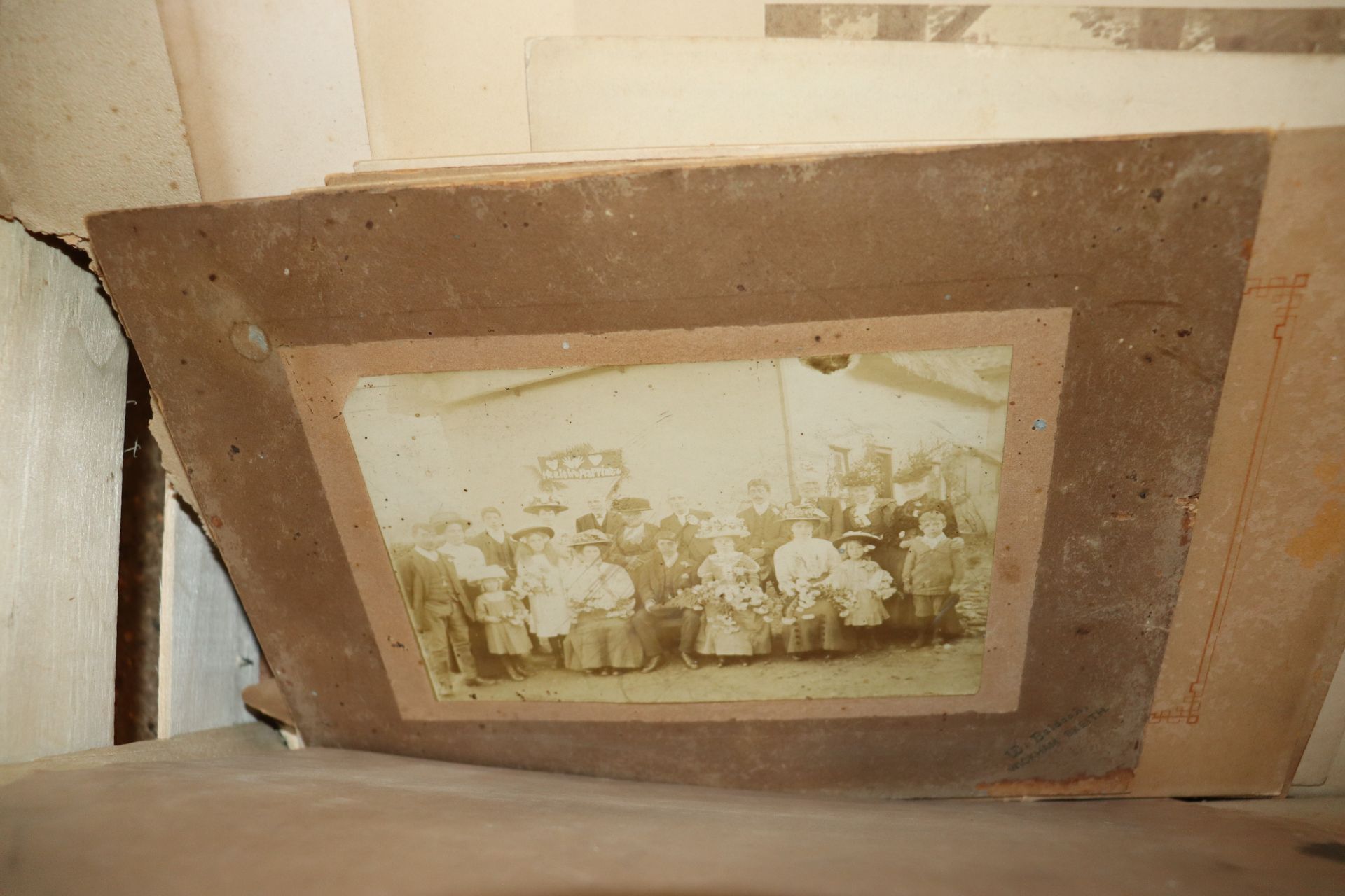 A collection of various vintage photographs - Image 4 of 6