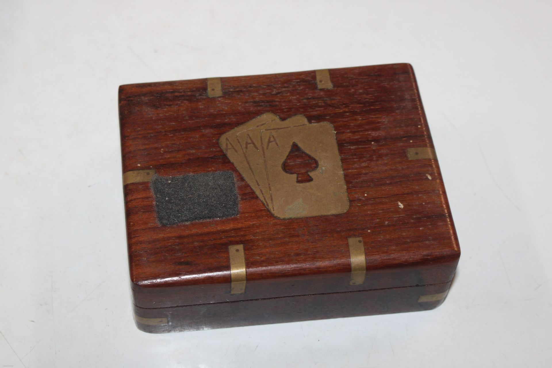 A pine box and contents of various jewellery to in - Image 7 of 9