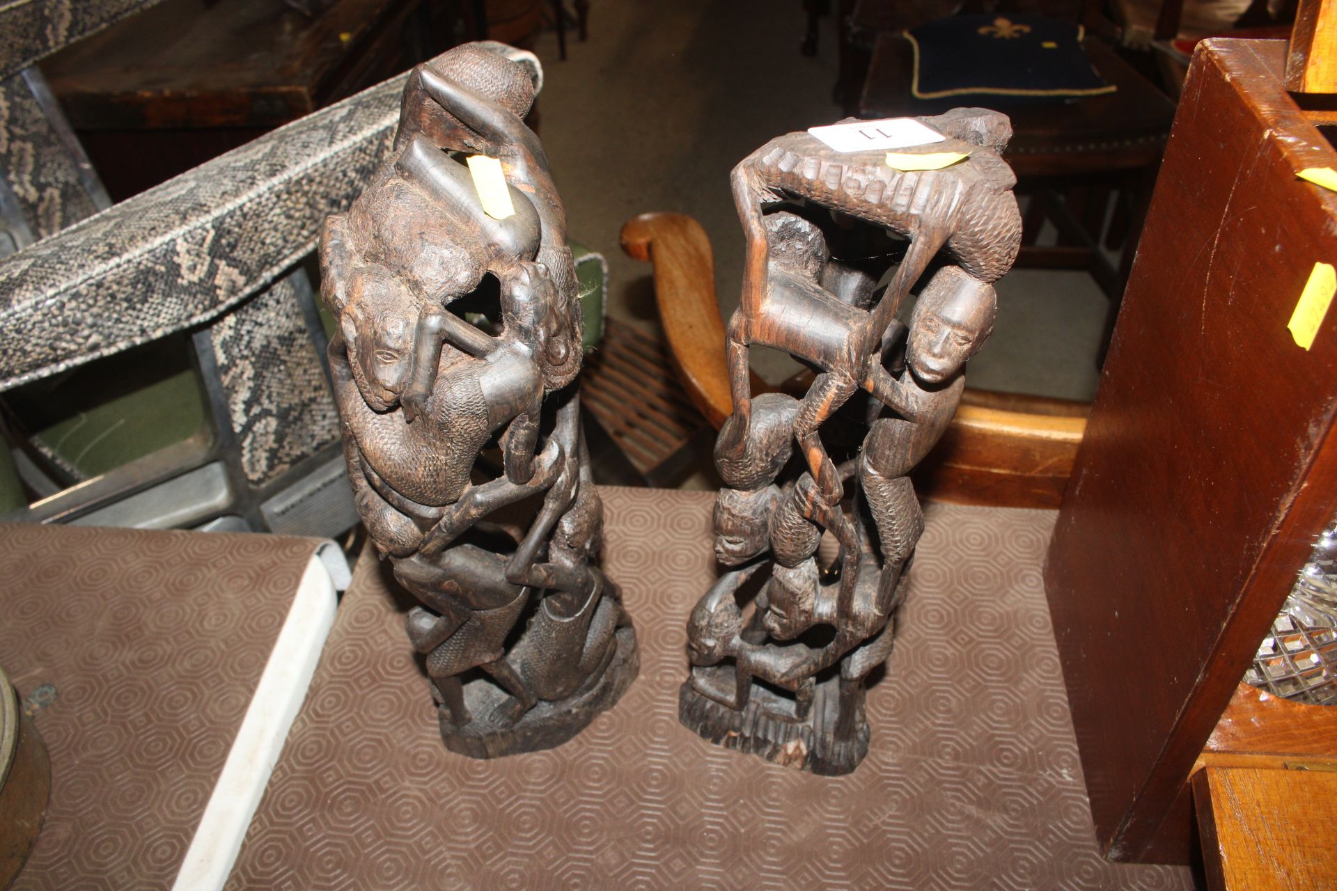 Two African hardwood figure carvings - Image 2 of 3