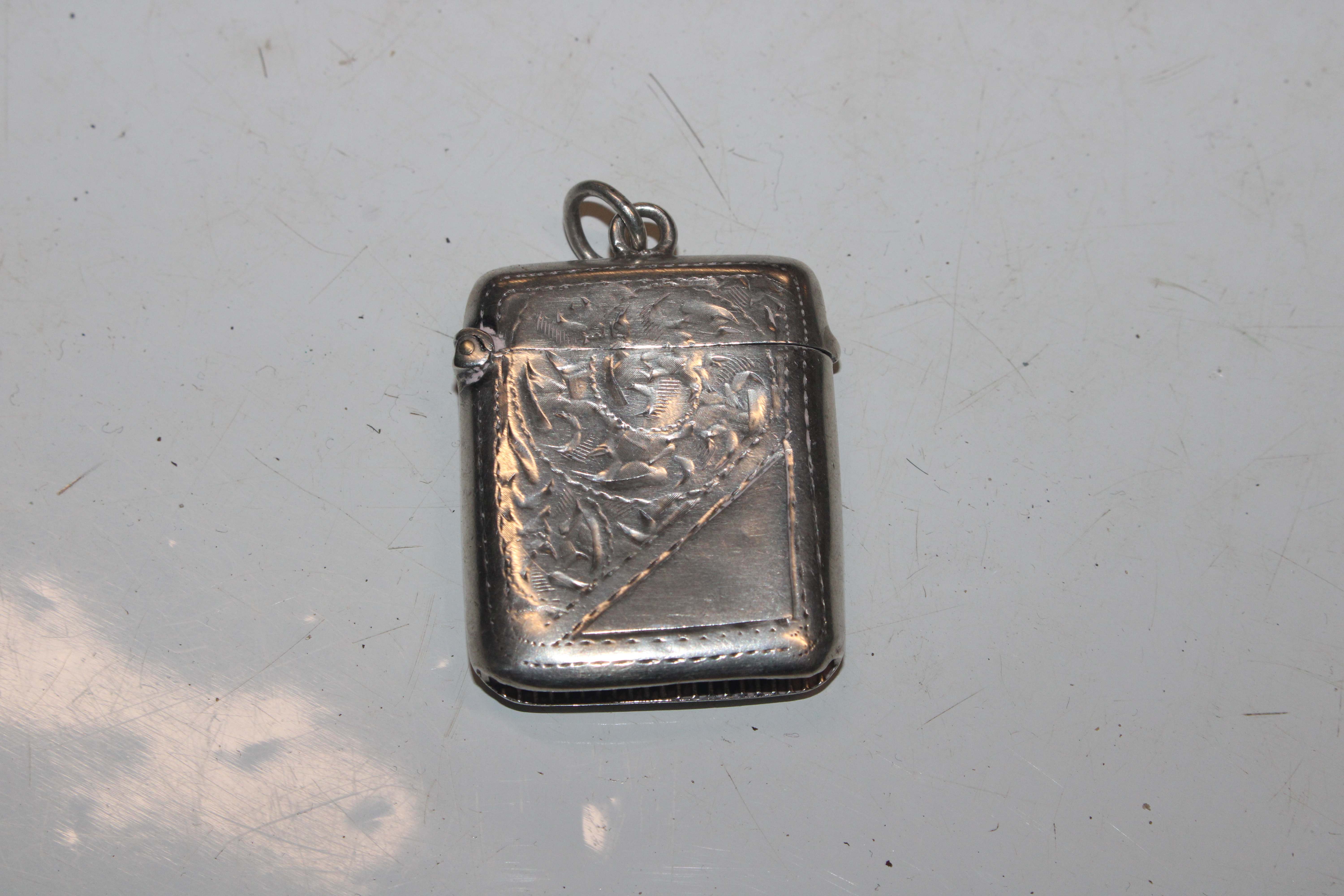 A box containing 9ct gold mounted pendant; a silve - Image 21 of 50