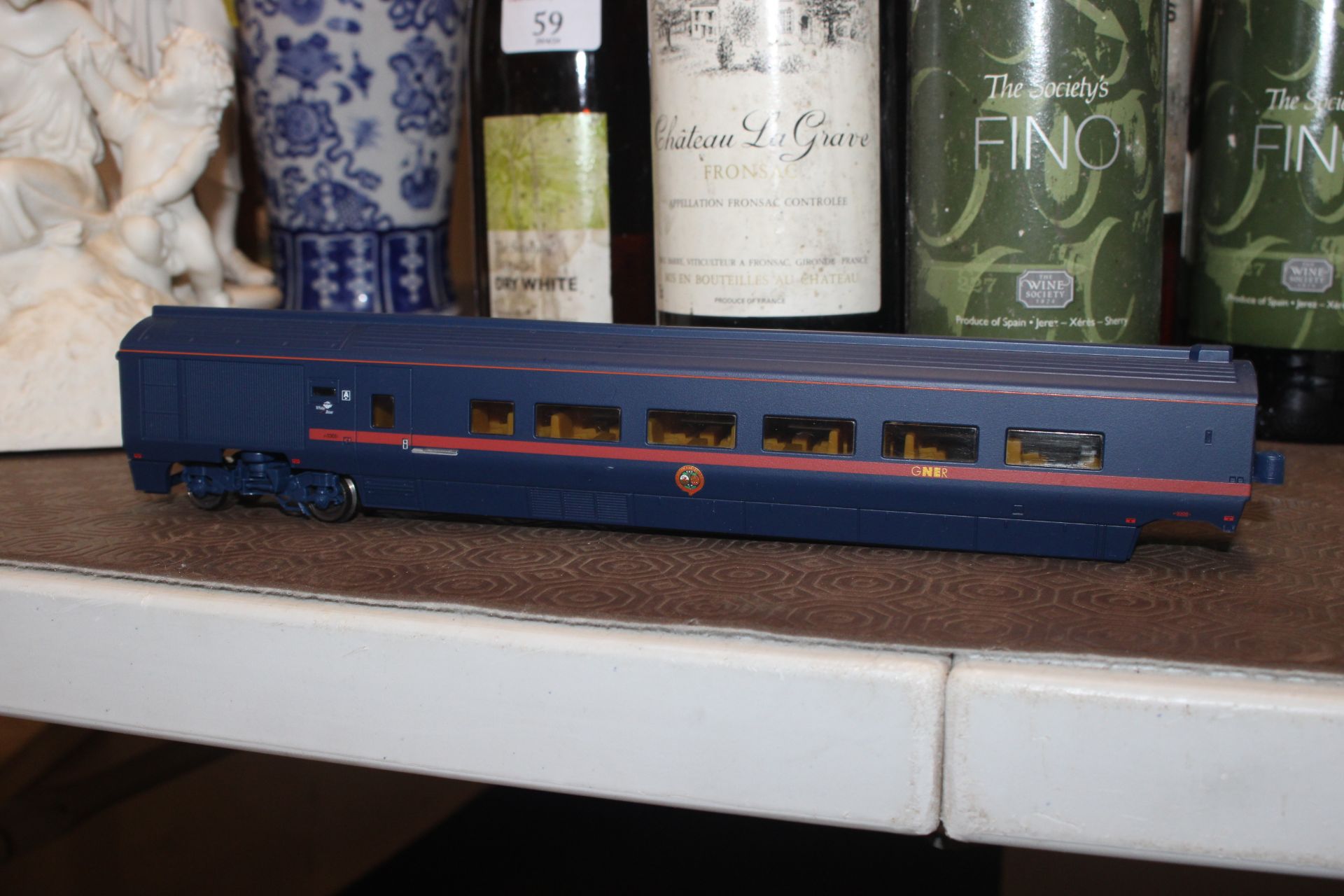 Two Hornby GNER 3306 locomotives; and carriages; and a LMS 6223 locomotive "Princess Alice" and - Image 30 of 34