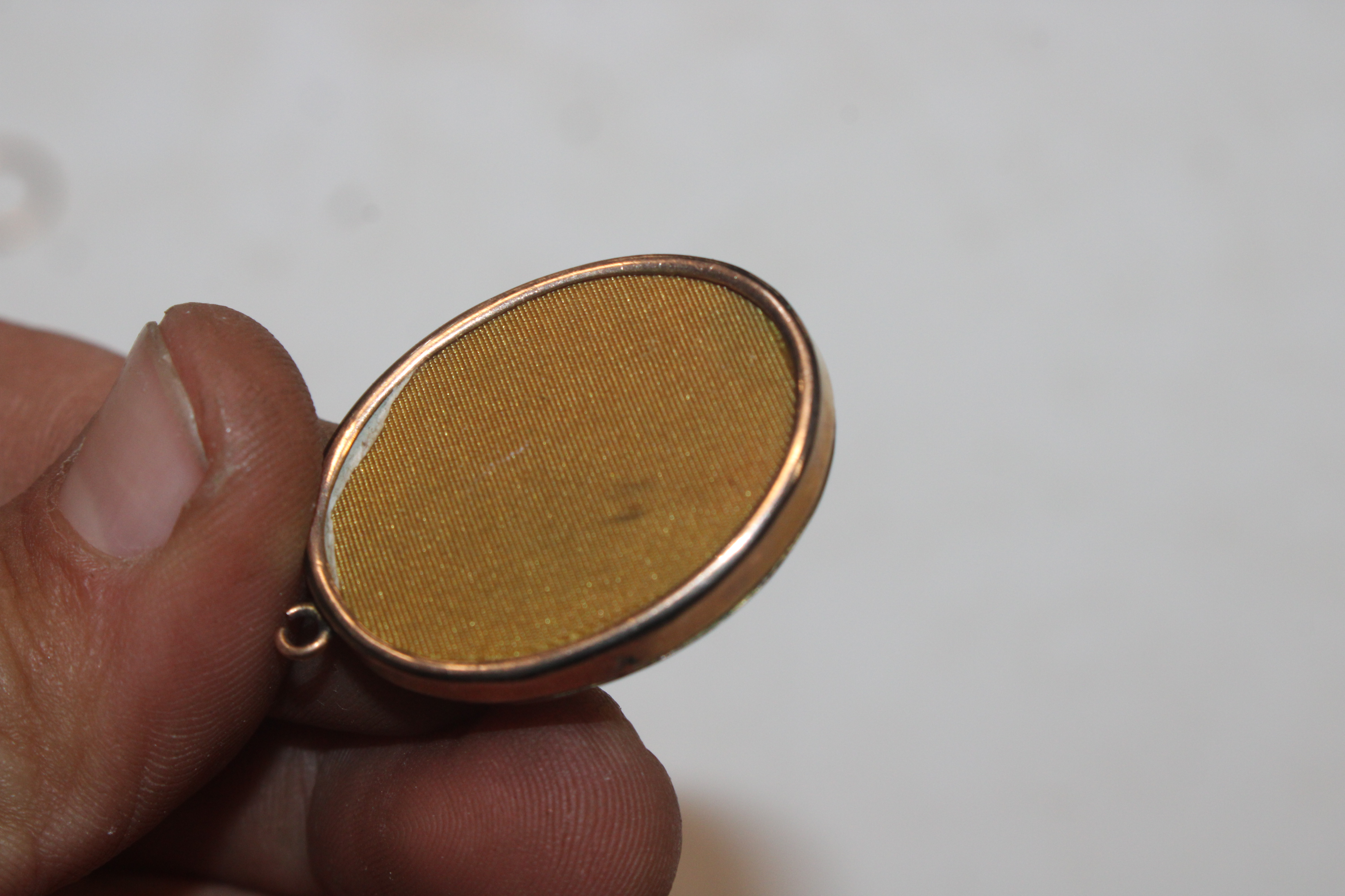 A box containing 9ct gold mounted pendant; a silve - Image 30 of 50