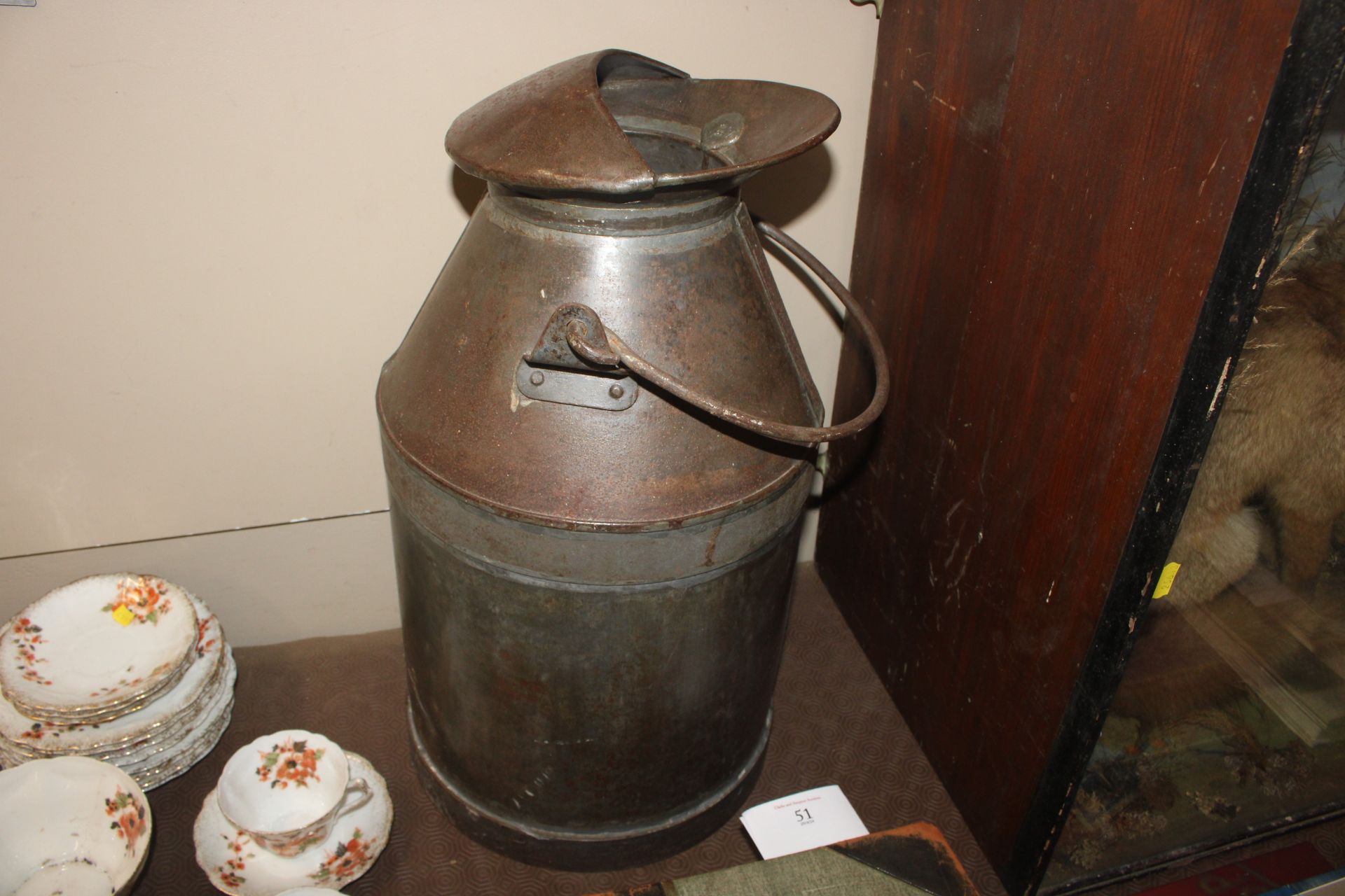 A vintage 5 gallon milk churn - Image 3 of 4