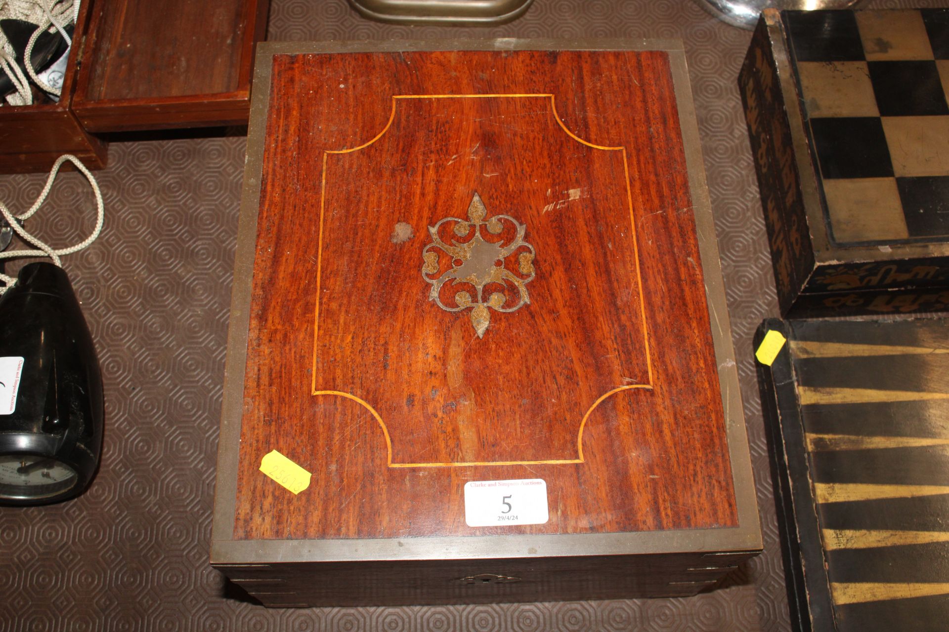 A rosewood and brass mounted travelling toilet box - Image 2 of 16