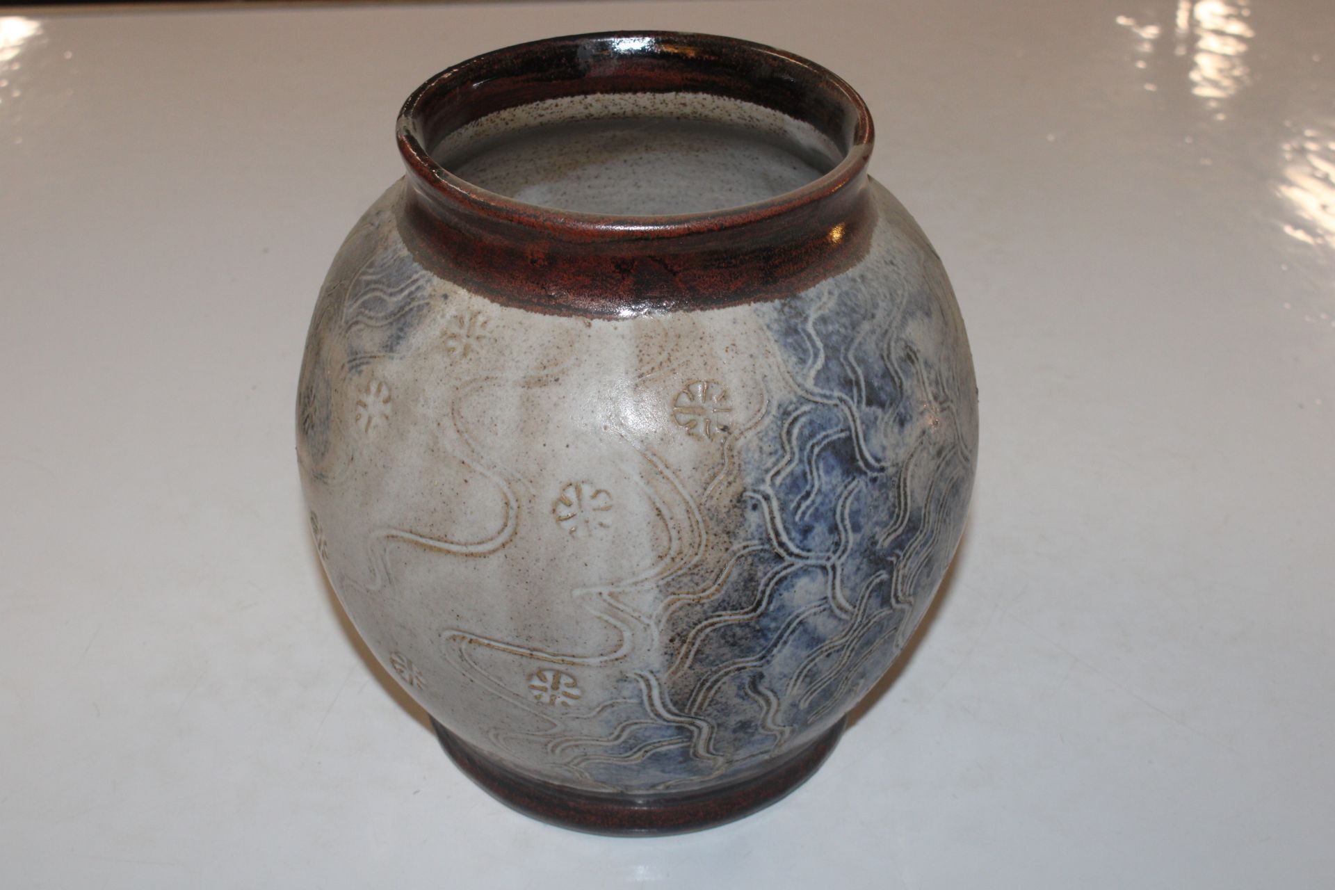 A Studio pottery baluster vase having incised flor - Image 3 of 6