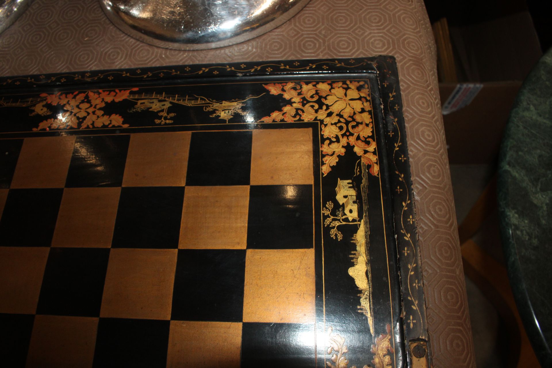 A 19th Century Chinese lacquered folding backgammo - Image 8 of 14