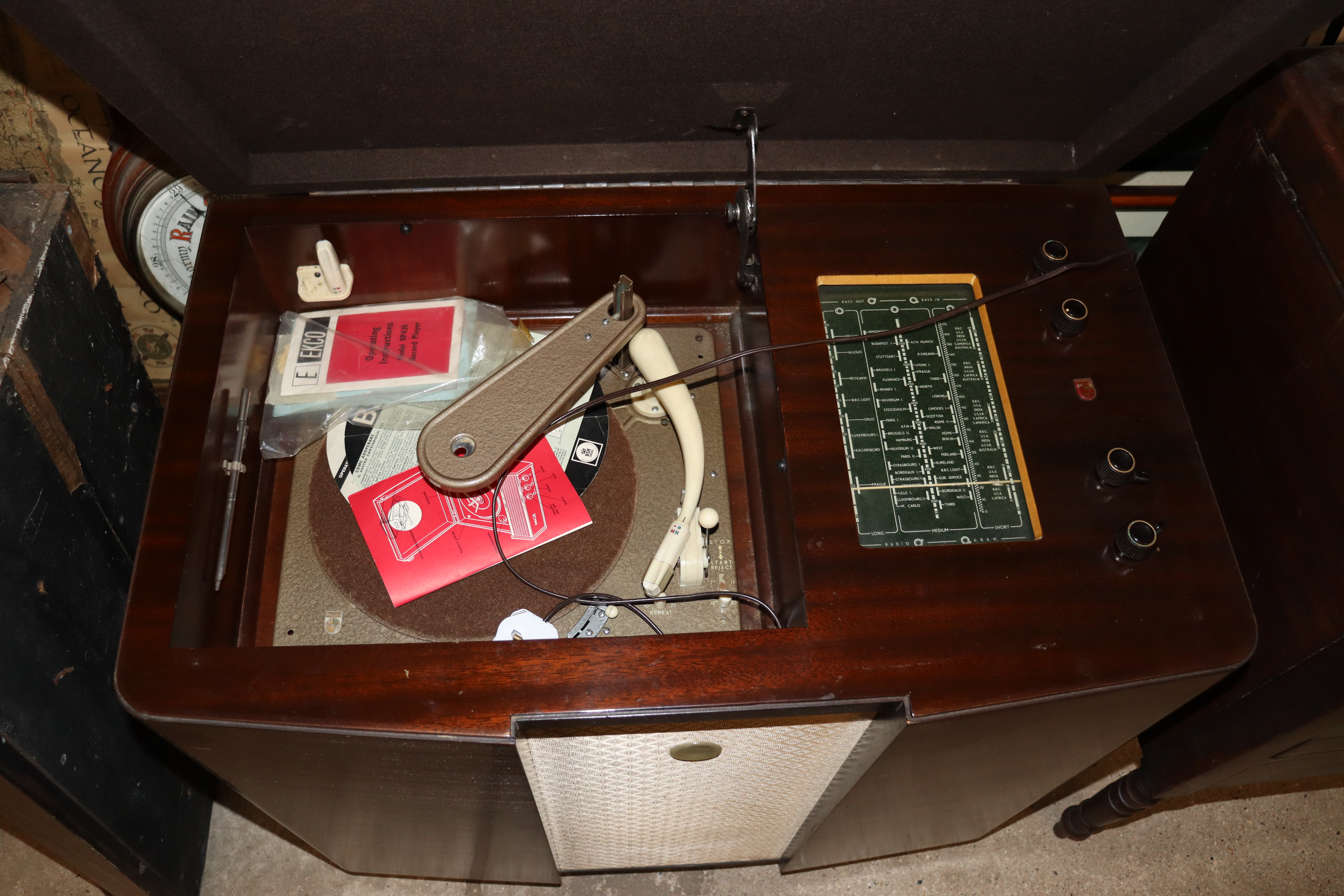 An Ekco vintage radiogram - Image 2 of 3