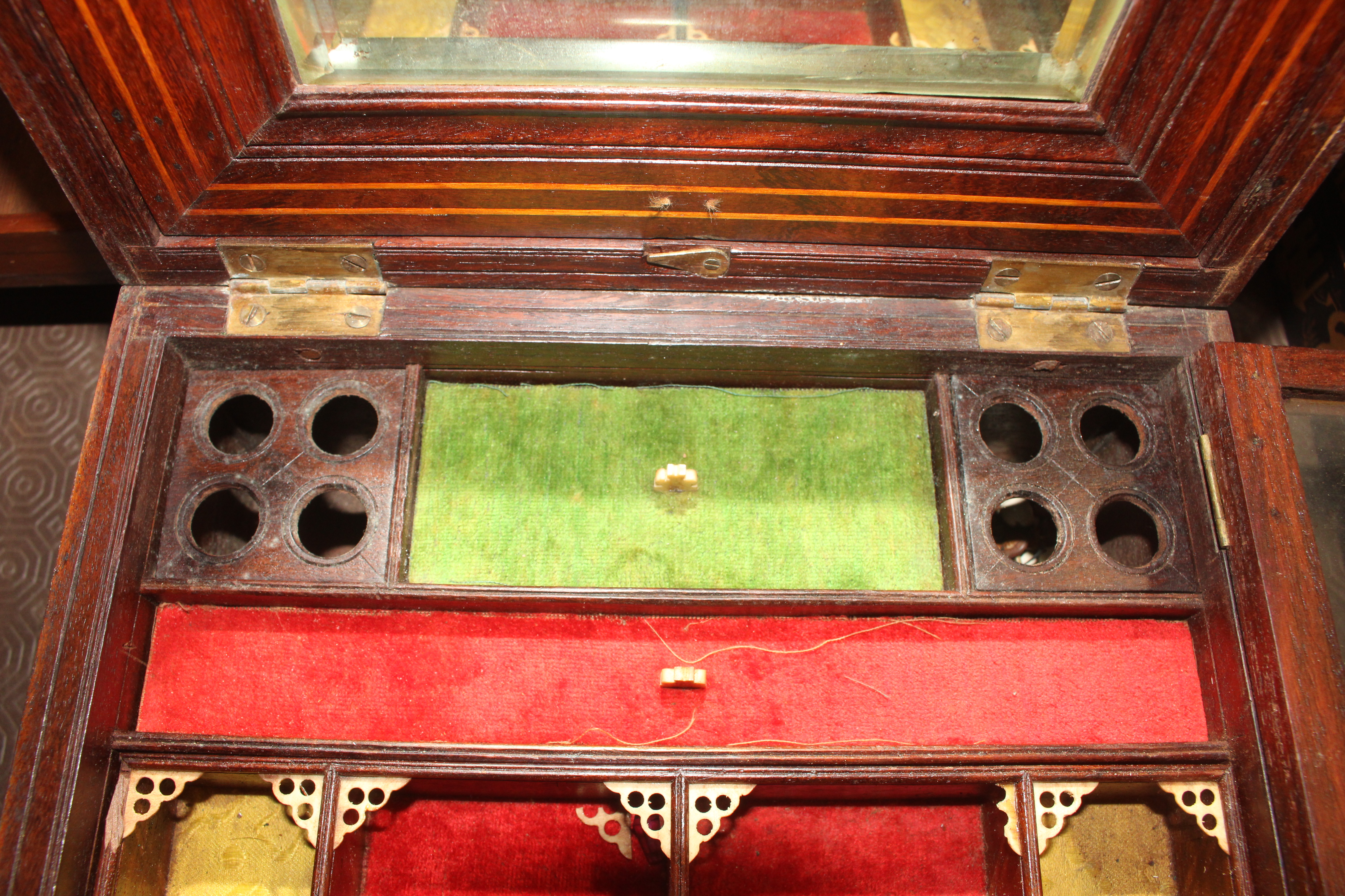 A rosewood and brass mounted travelling toilet box - Image 14 of 16