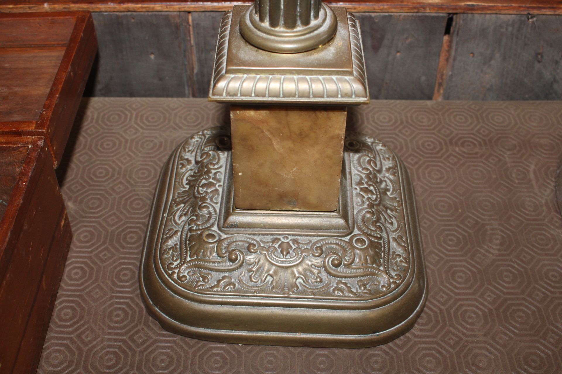 A Victorian table oil lamp supported on a brass Co - Image 2 of 6