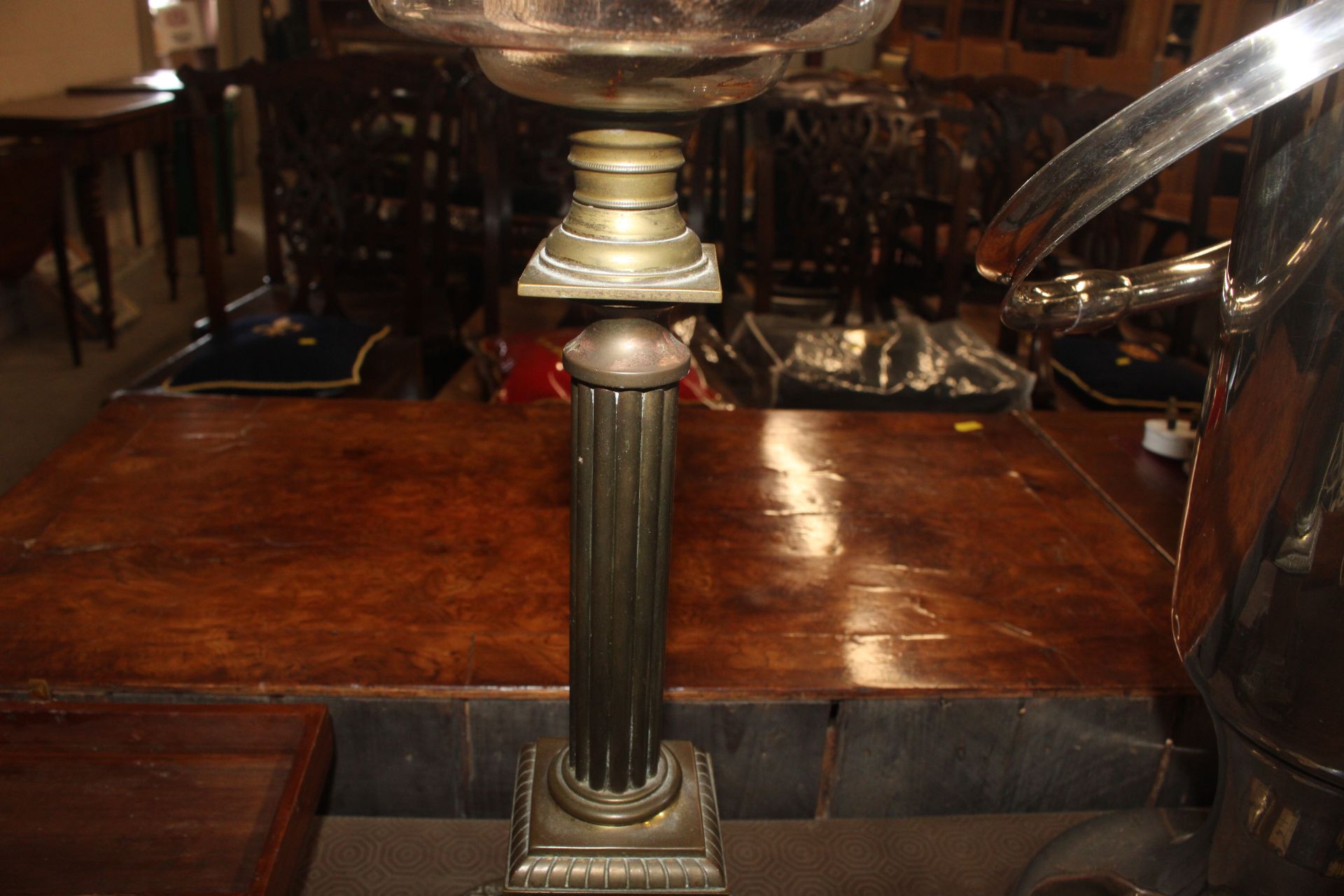 A Victorian table oil lamp supported on a brass Co - Image 3 of 6