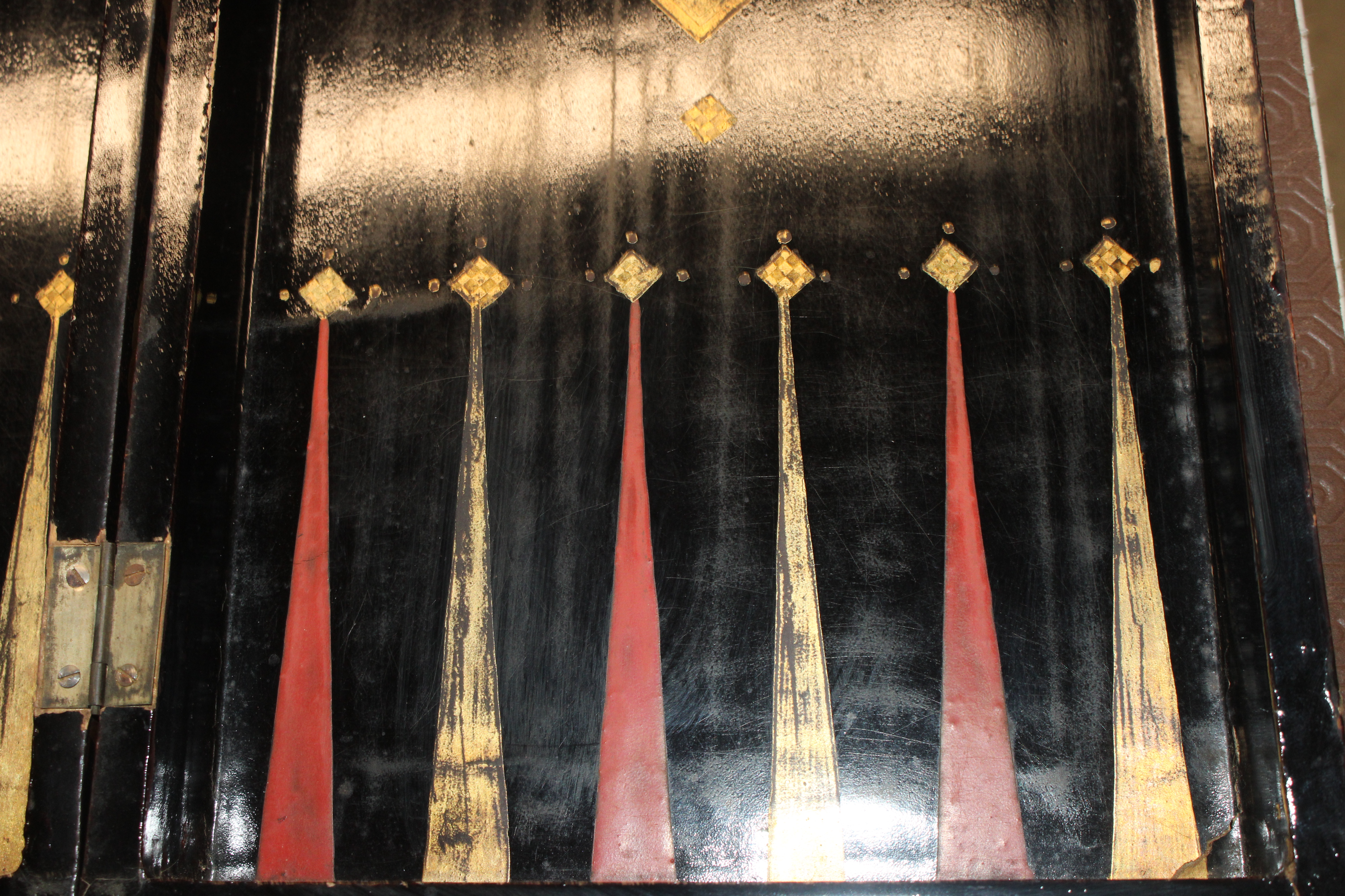 A 19th Century Chinese lacquered folding backgammo - Image 7 of 12