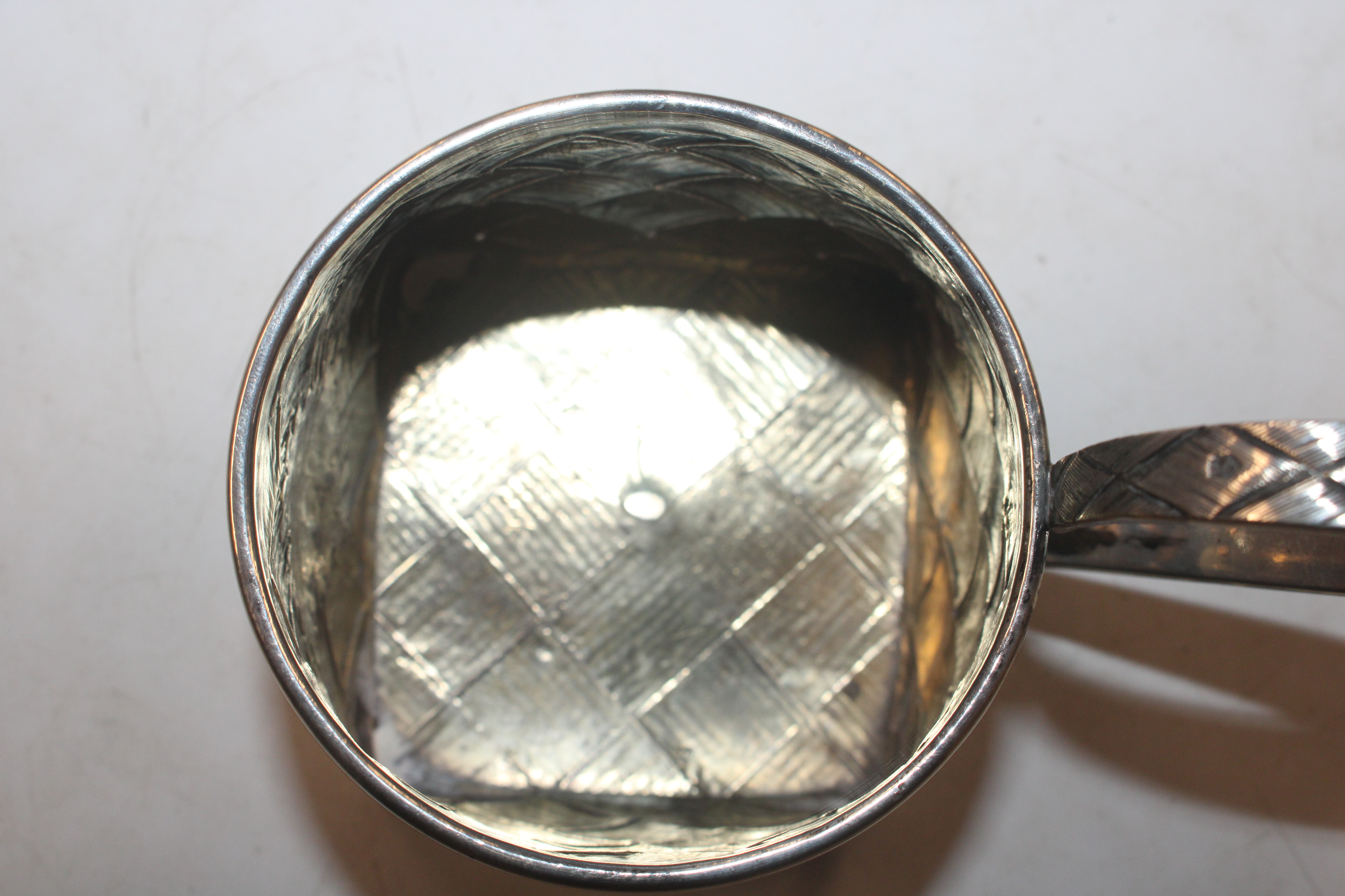 A Russian silver basket weave cup holder approx. 3 - Image 7 of 10