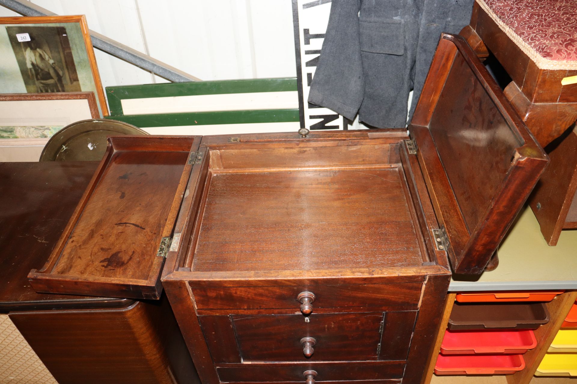 A 19th Century mahogany toilet cabinet with foldin - Image 2 of 2