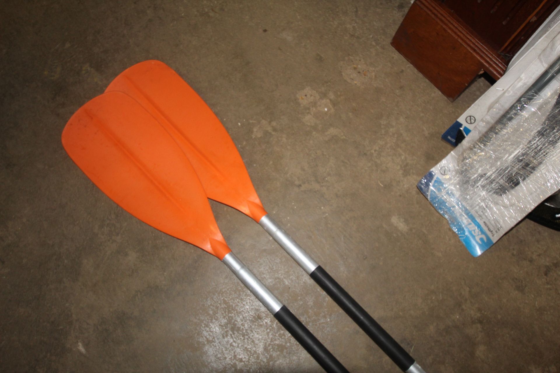 Two kayak paddles - Image 3 of 3