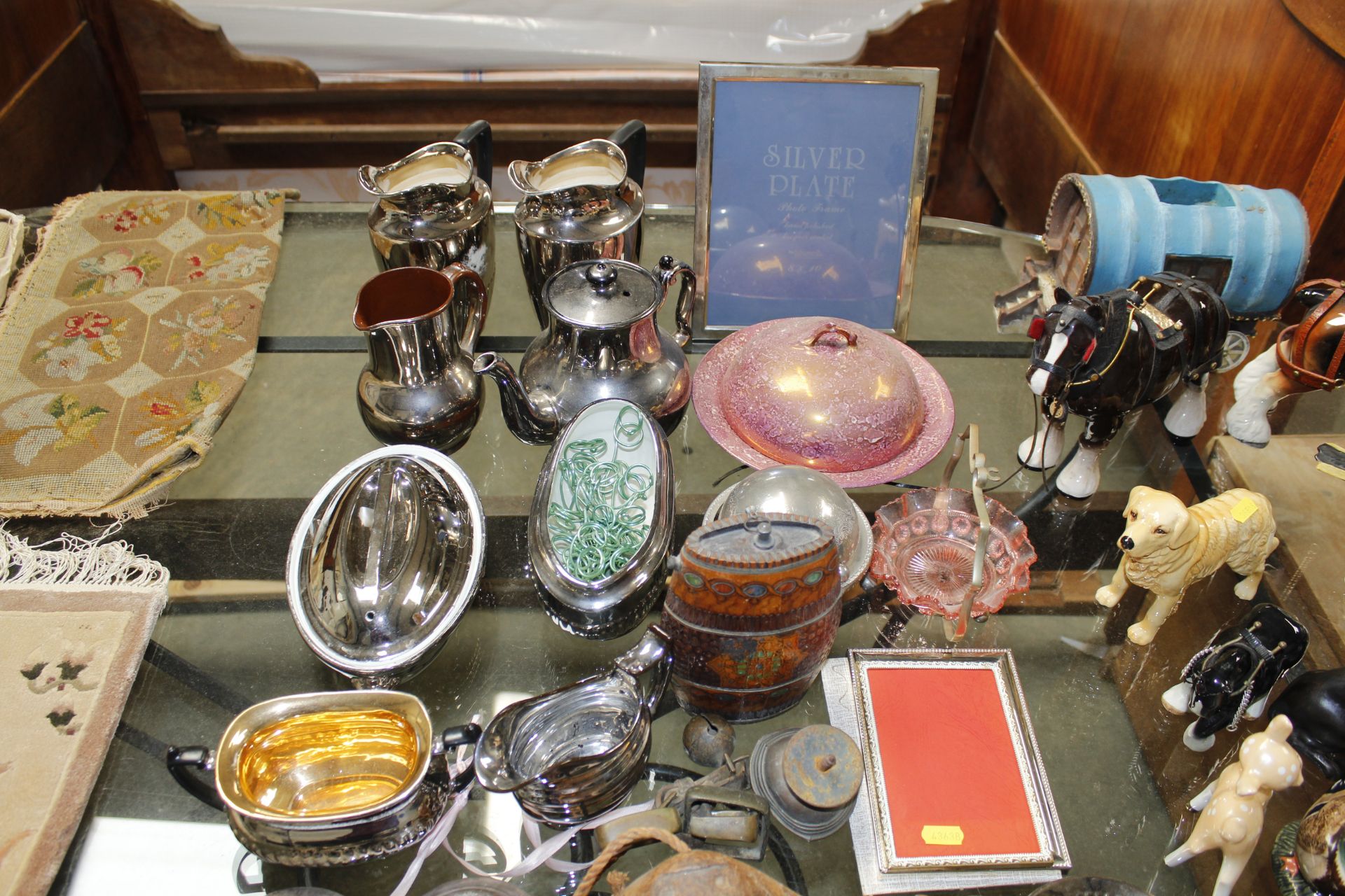 A quantity of various silver plated ware to includ - Image 3 of 3