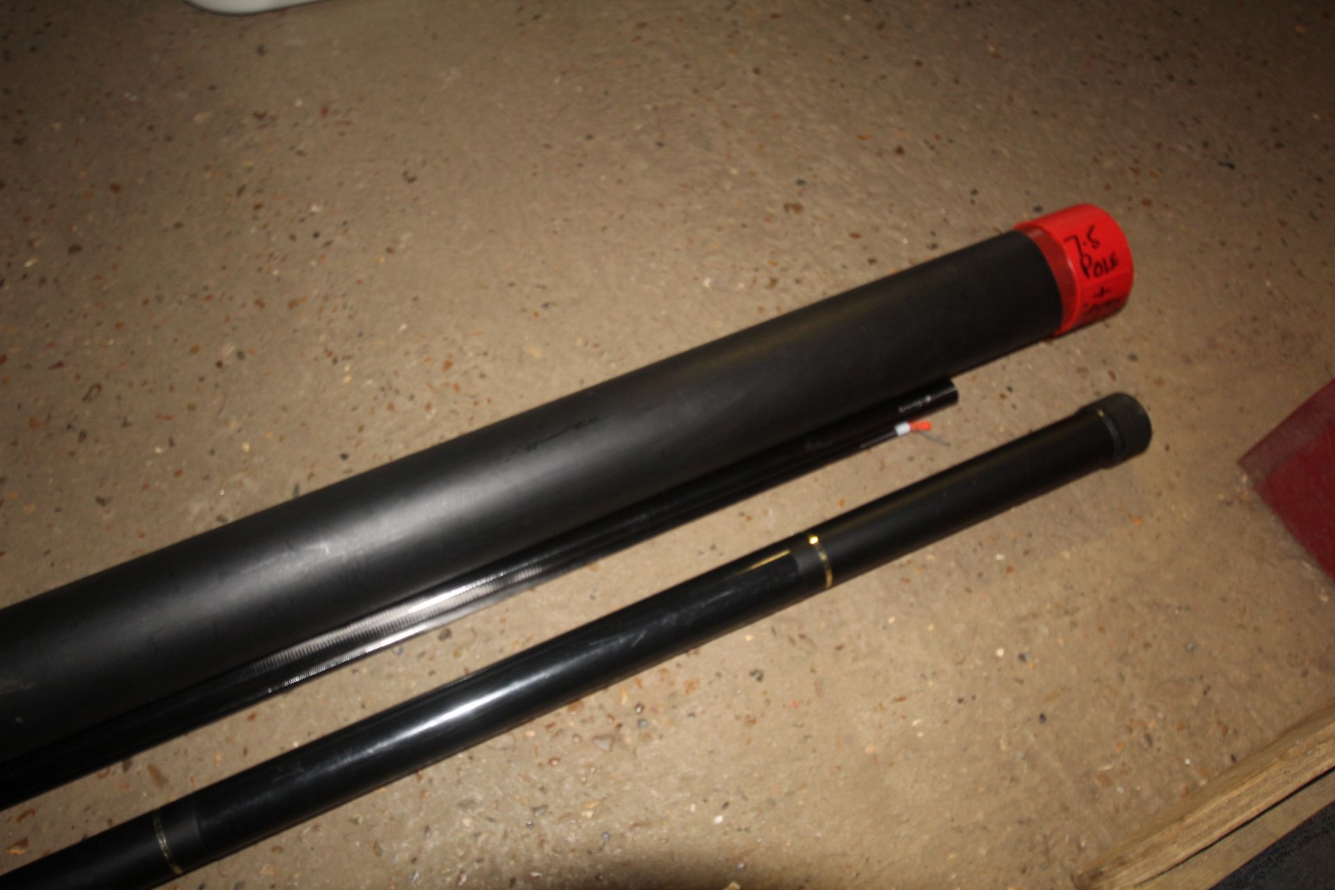 A telescopic 7.5m carbon fishing pole with spare t - Image 3 of 3