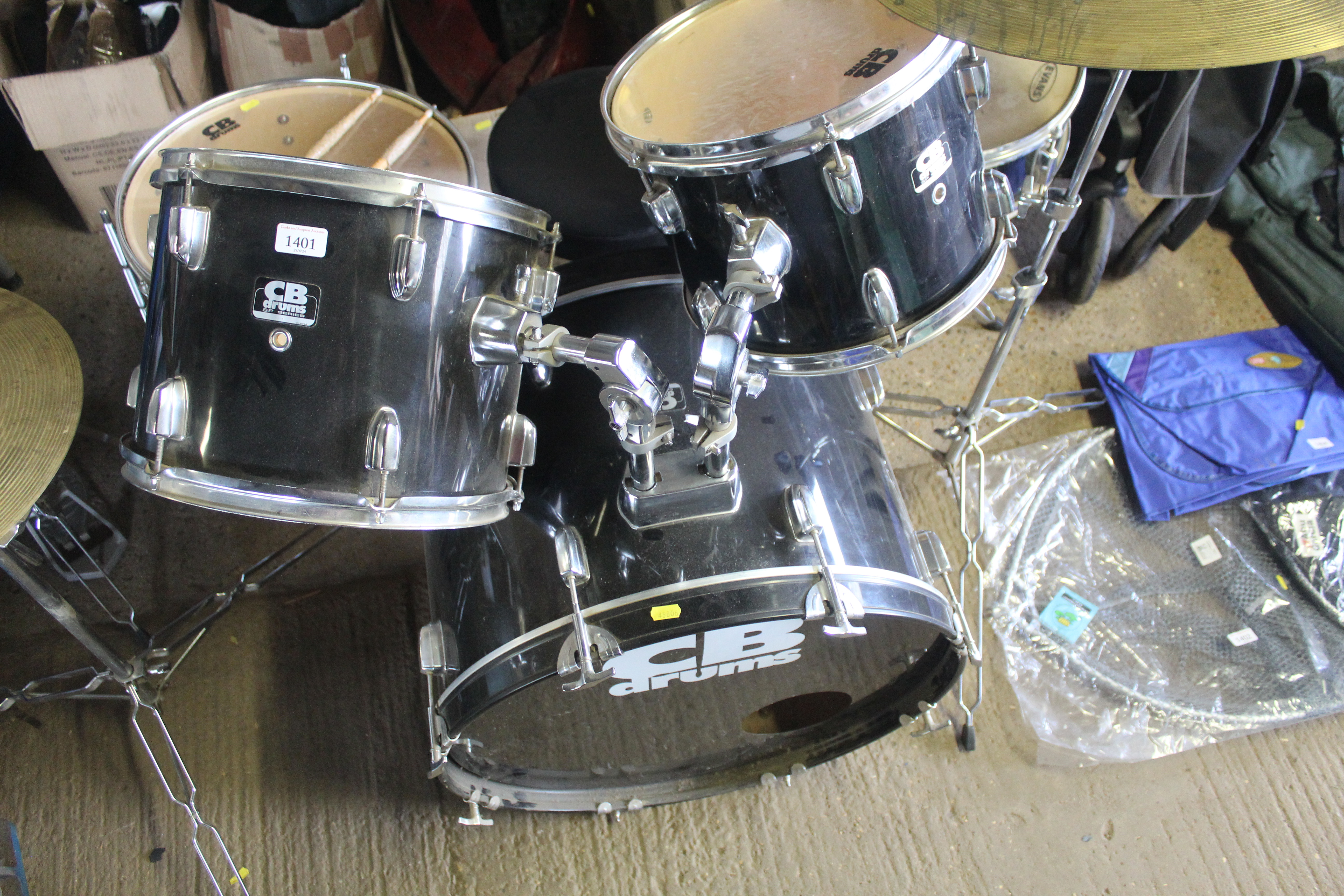 A CB Drums drum kit - Image 3 of 5