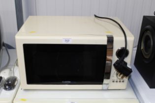 A Klarstein microwave