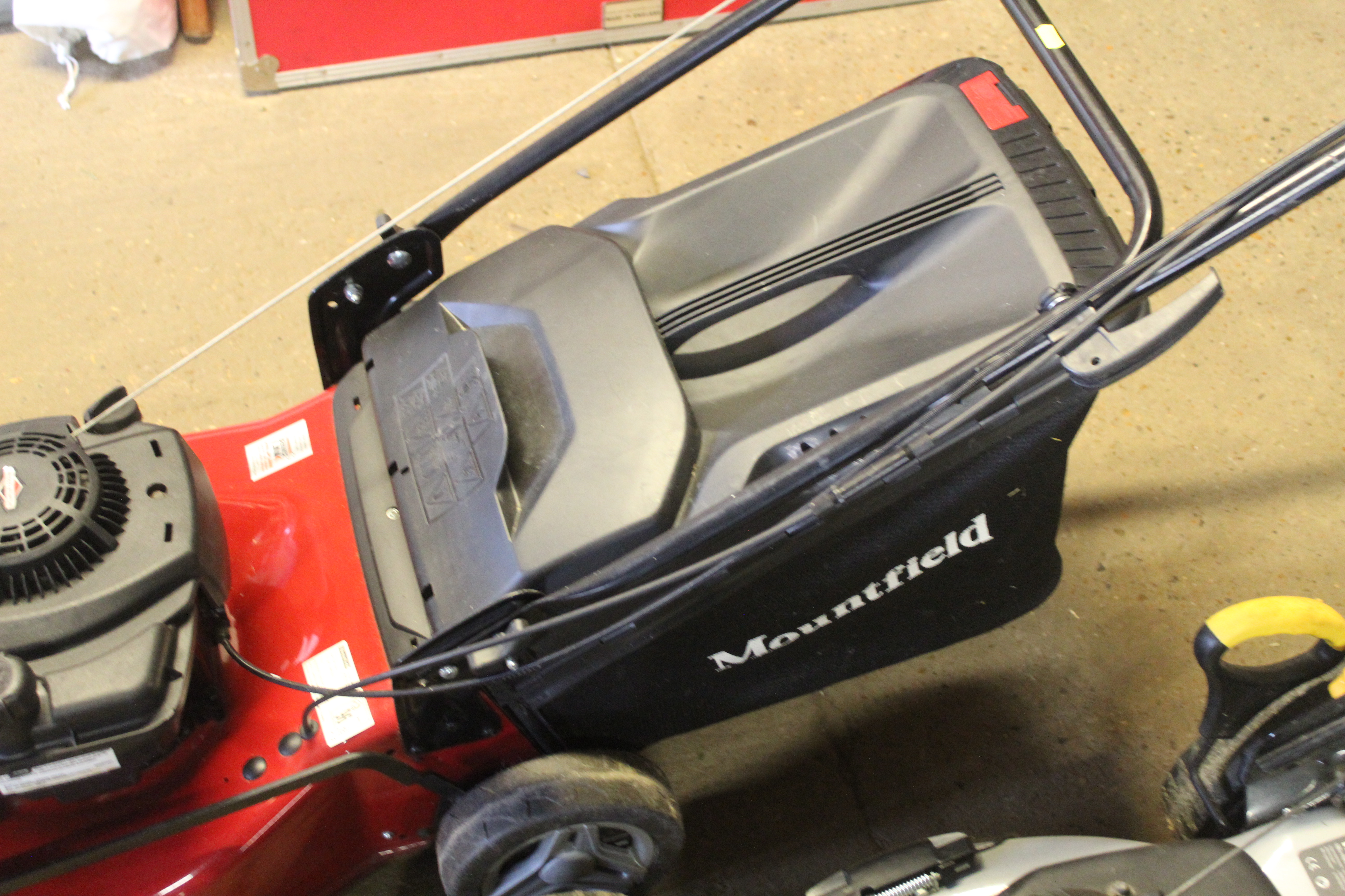 A Mountfield SP185 rotary self propelled lawnmower - Image 6 of 6