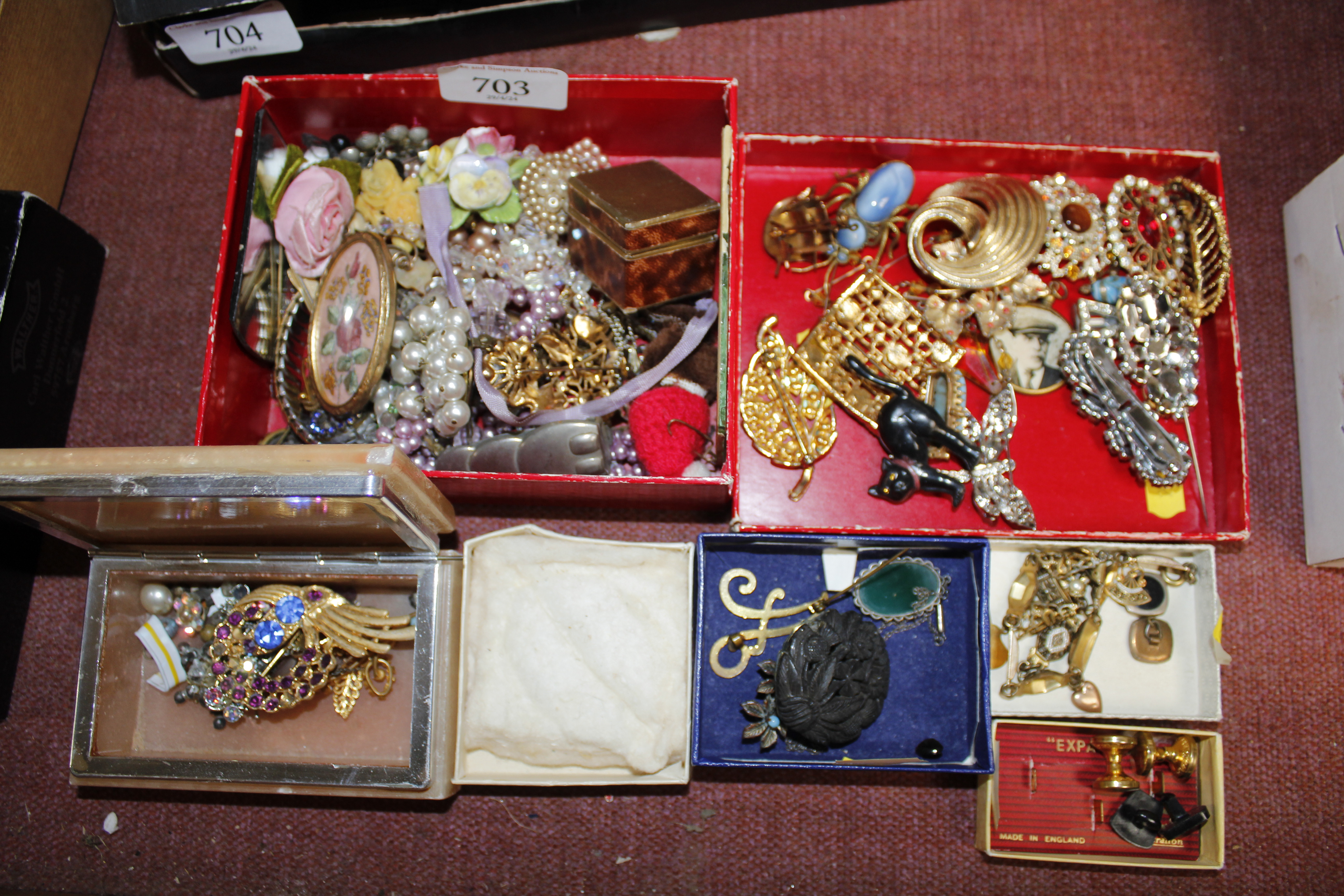 A quantity of various costume jewellery contained - Image 2 of 2