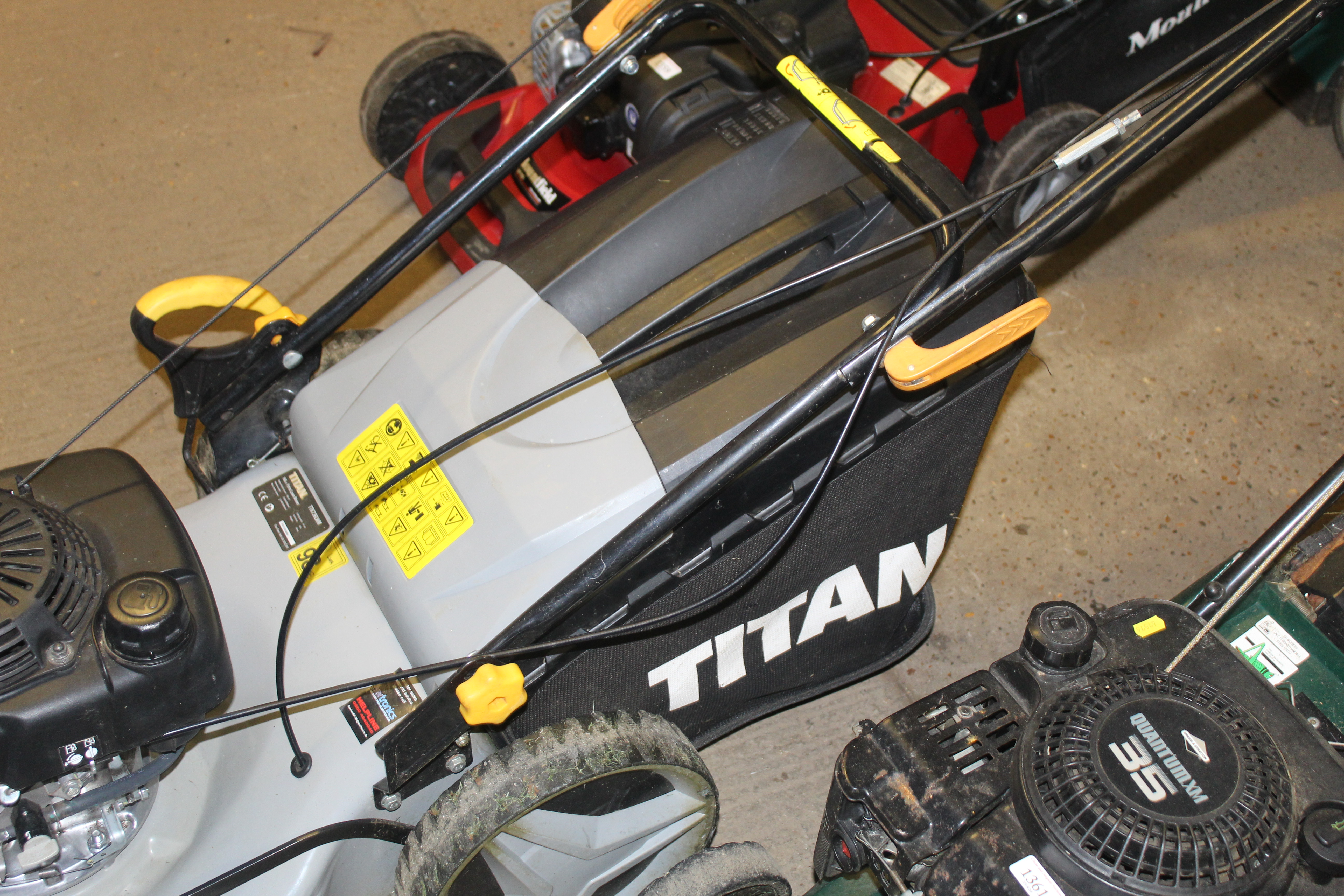 A Titan TTK736LWM self propelled petrol lawnmower - Image 5 of 5