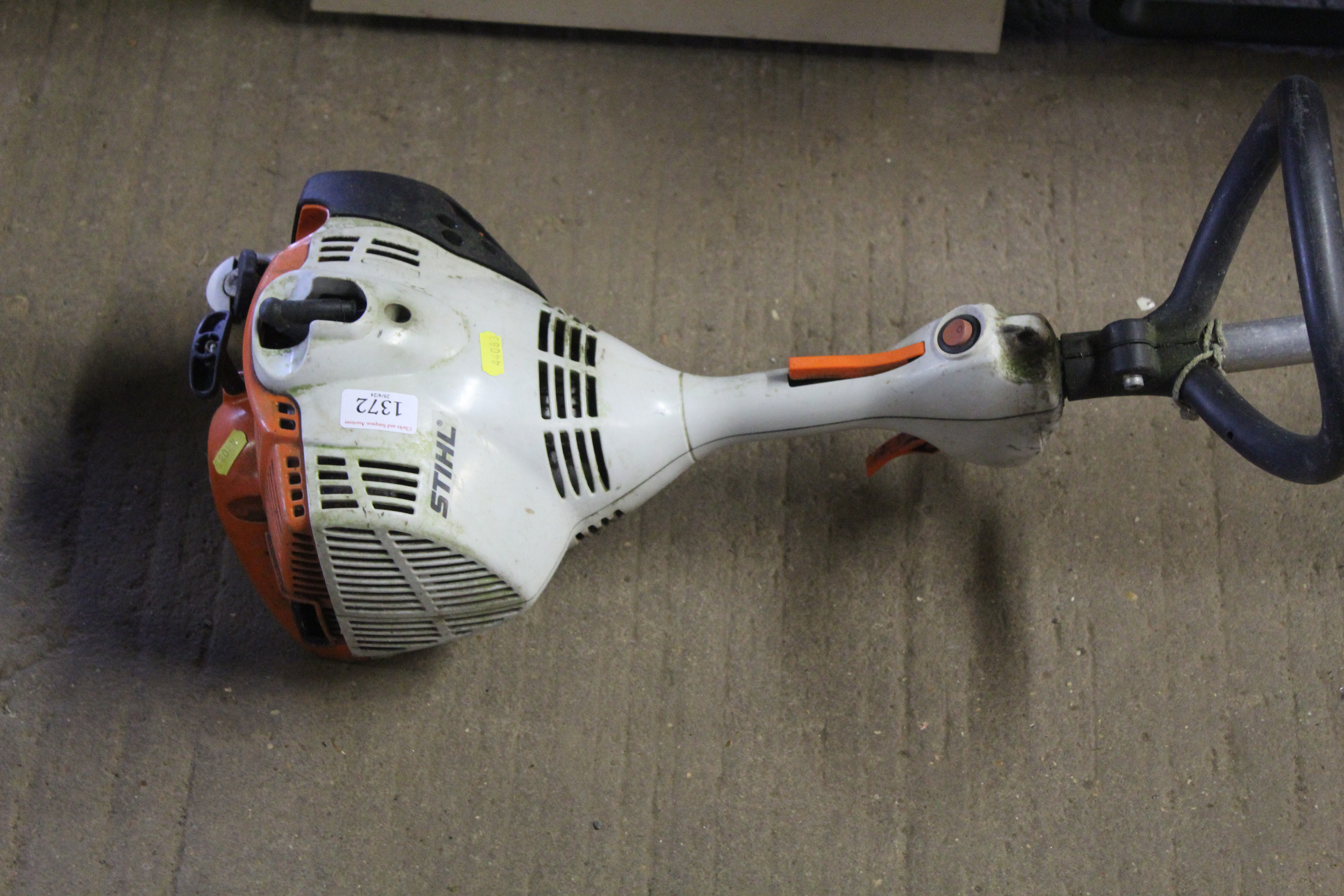 A Stihl FS40 petrol strimmer - Image 2 of 5