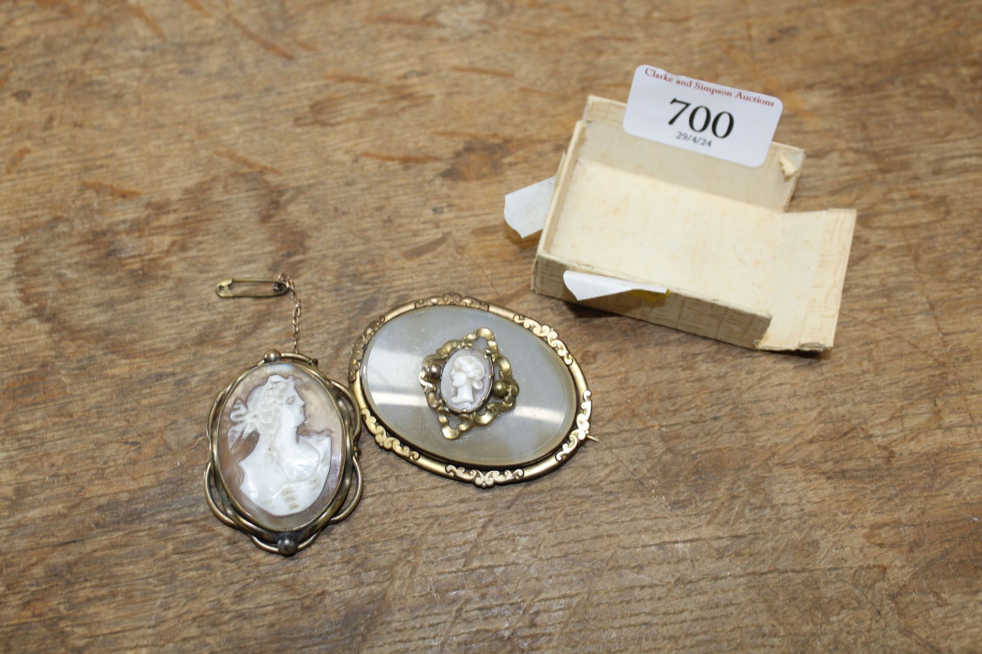 Two cameo brooches