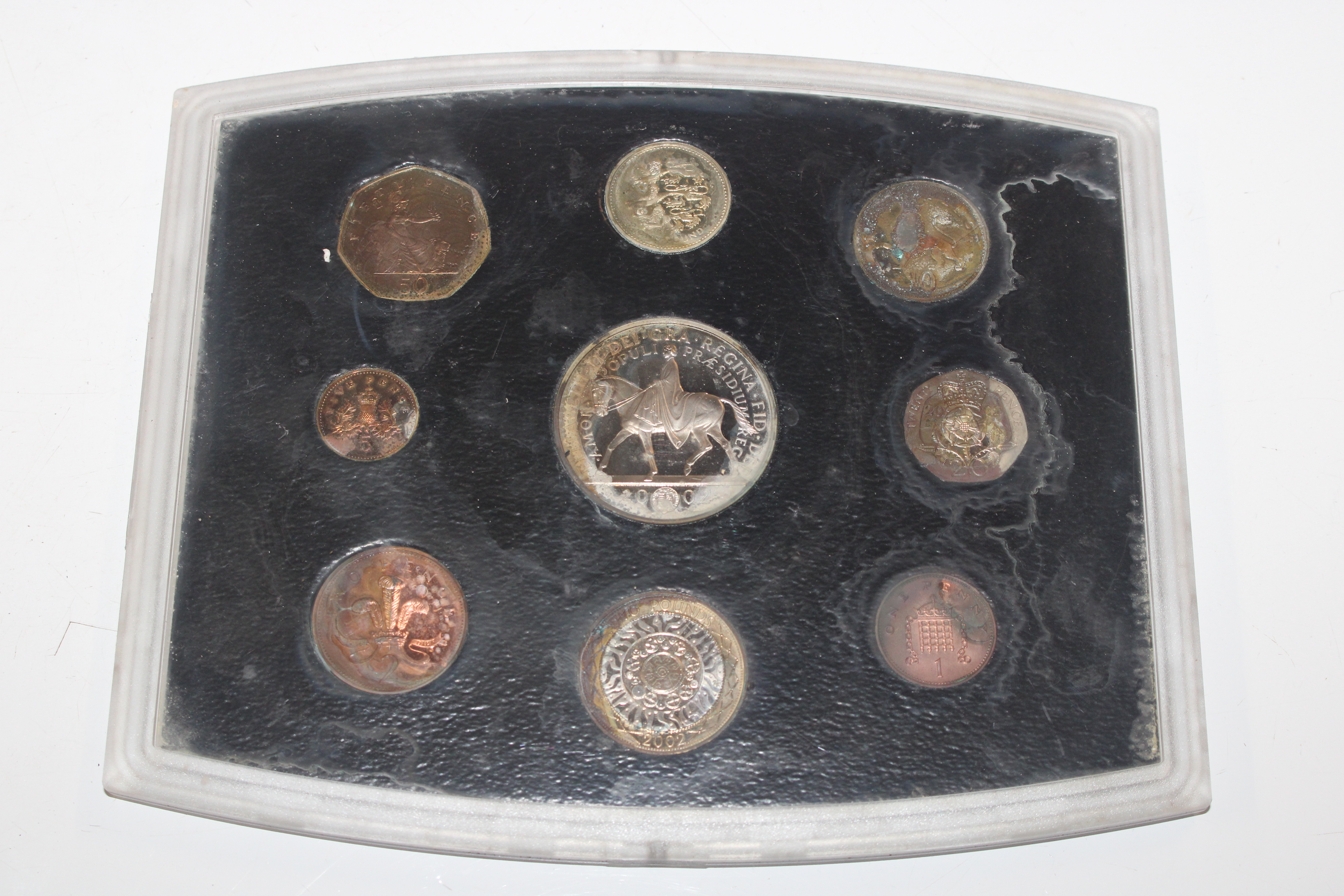 A box containing various cased coin collections - Image 4 of 16