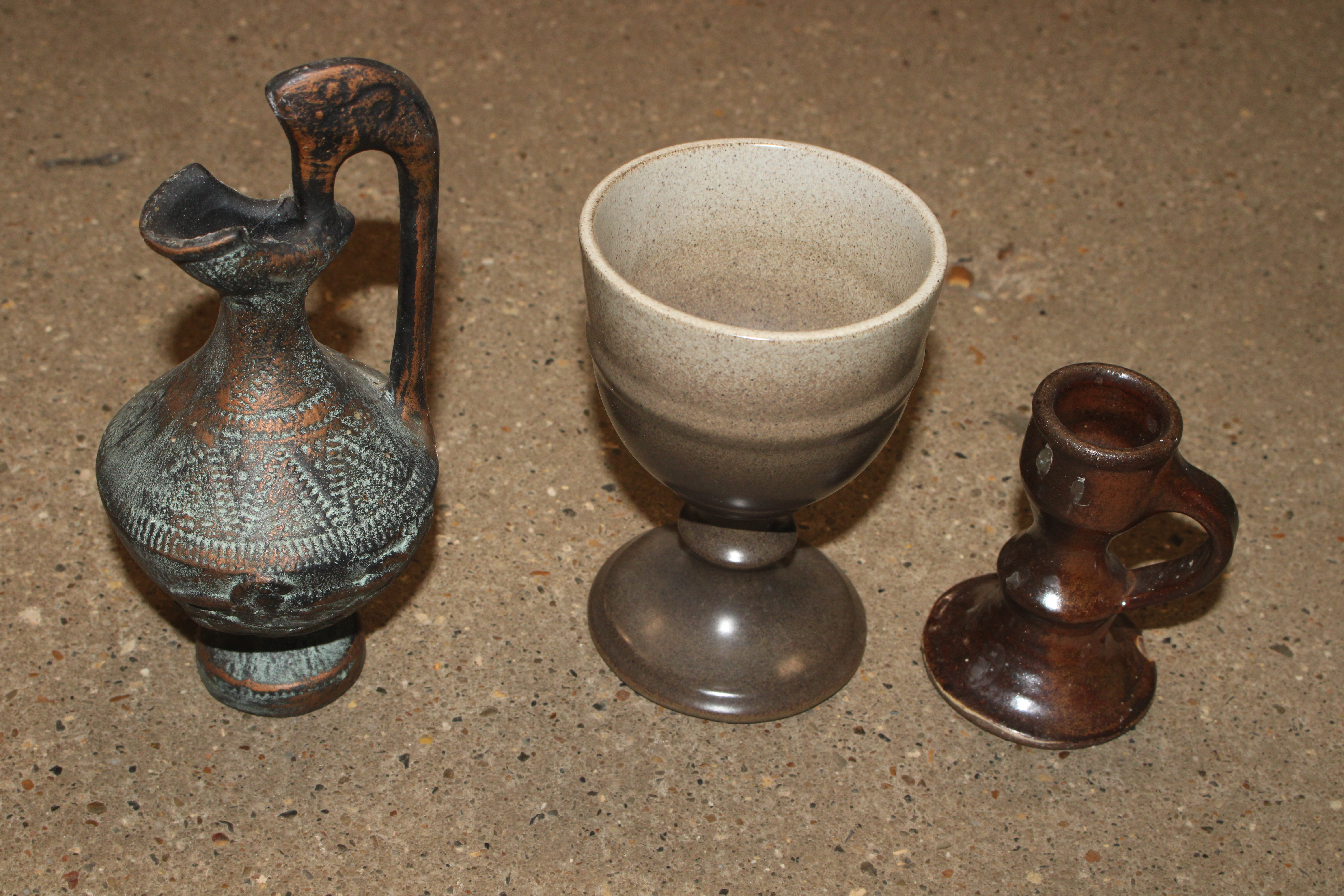 Two boxes of various miscellaneous glass and china - Image 9 of 12