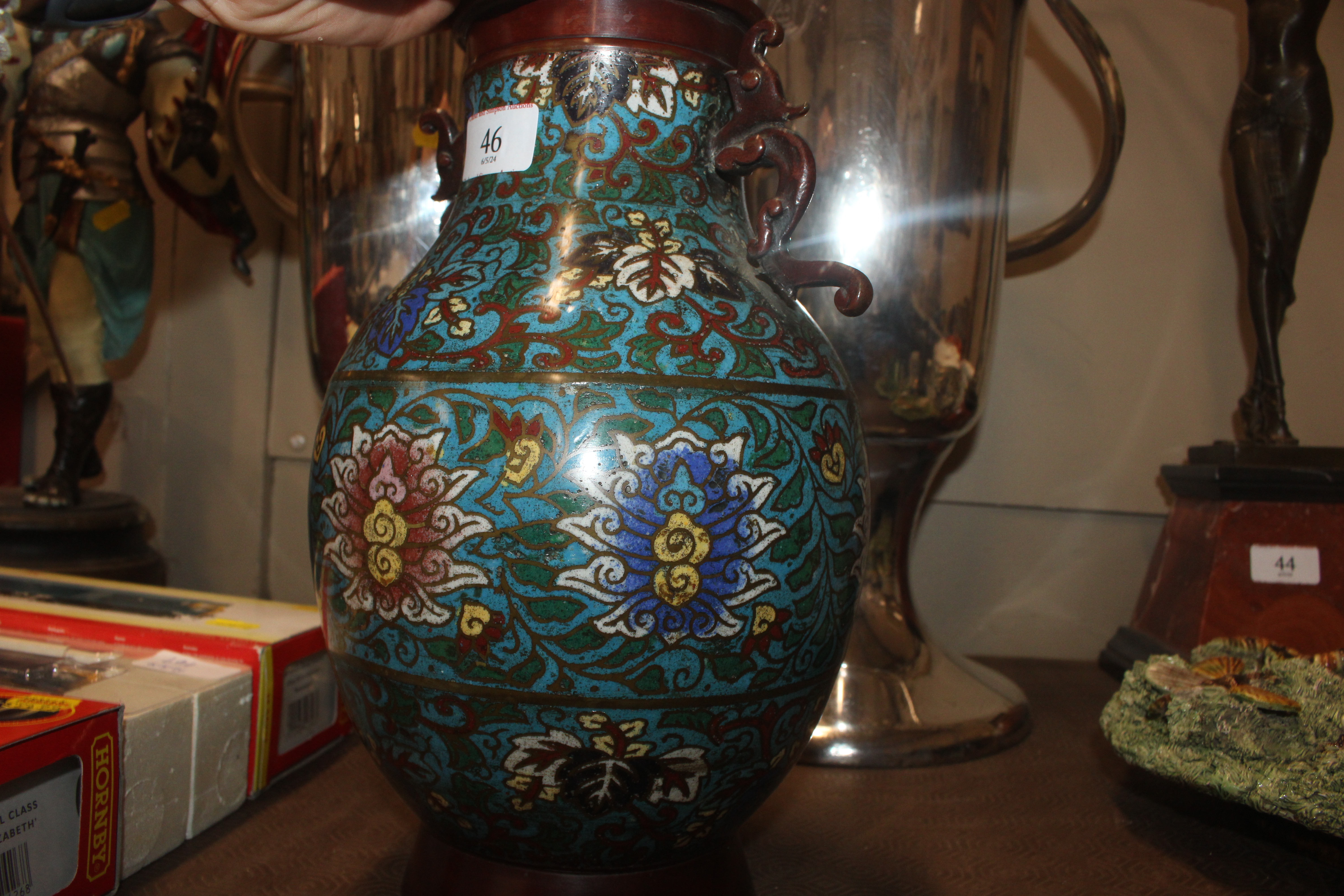 An approx. 12" Chinese 19th Century cloisonné bron - Image 6 of 14