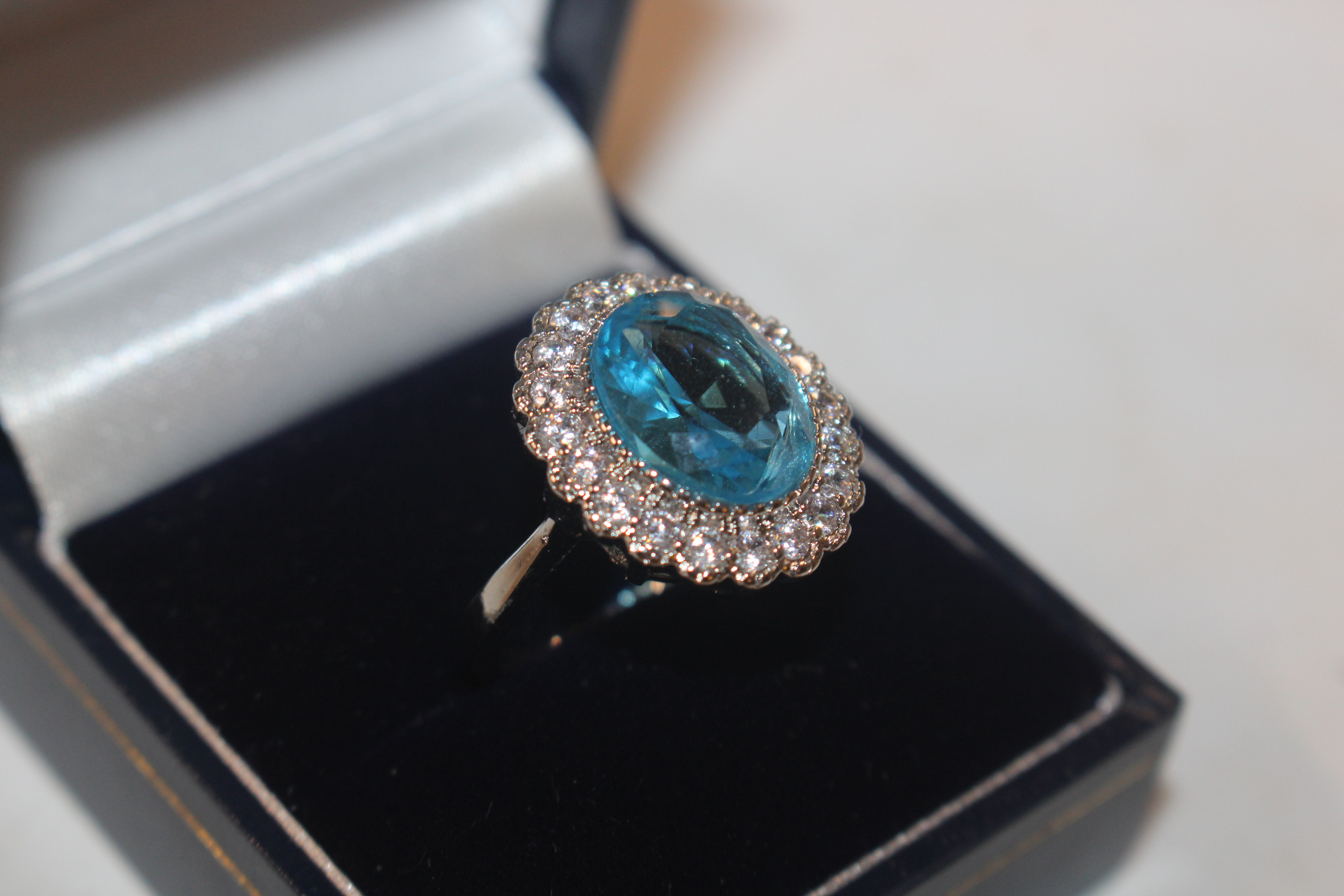 A 9ct silver and blue topaz set ring