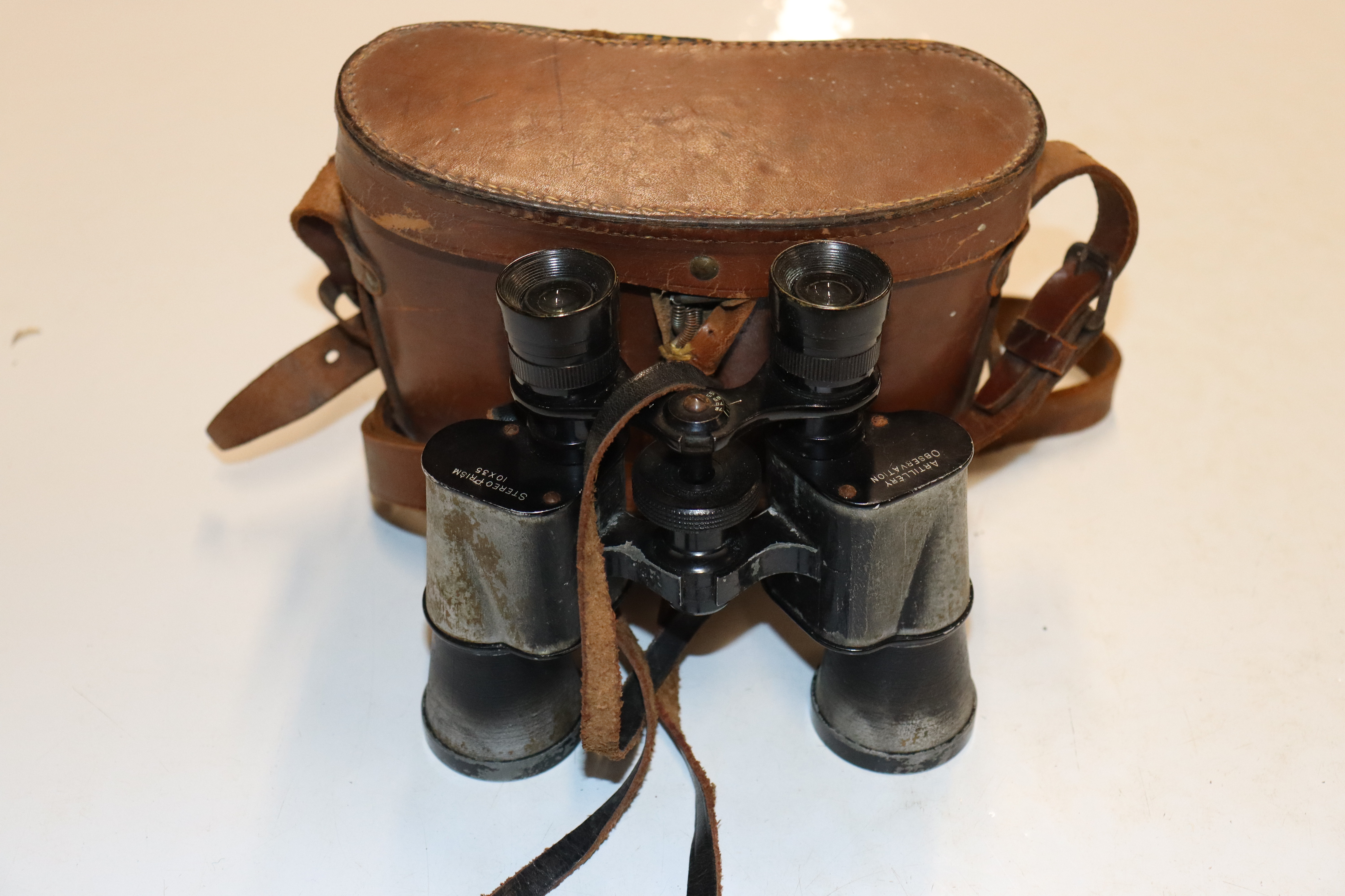 A box of various binoculars - Image 16 of 21