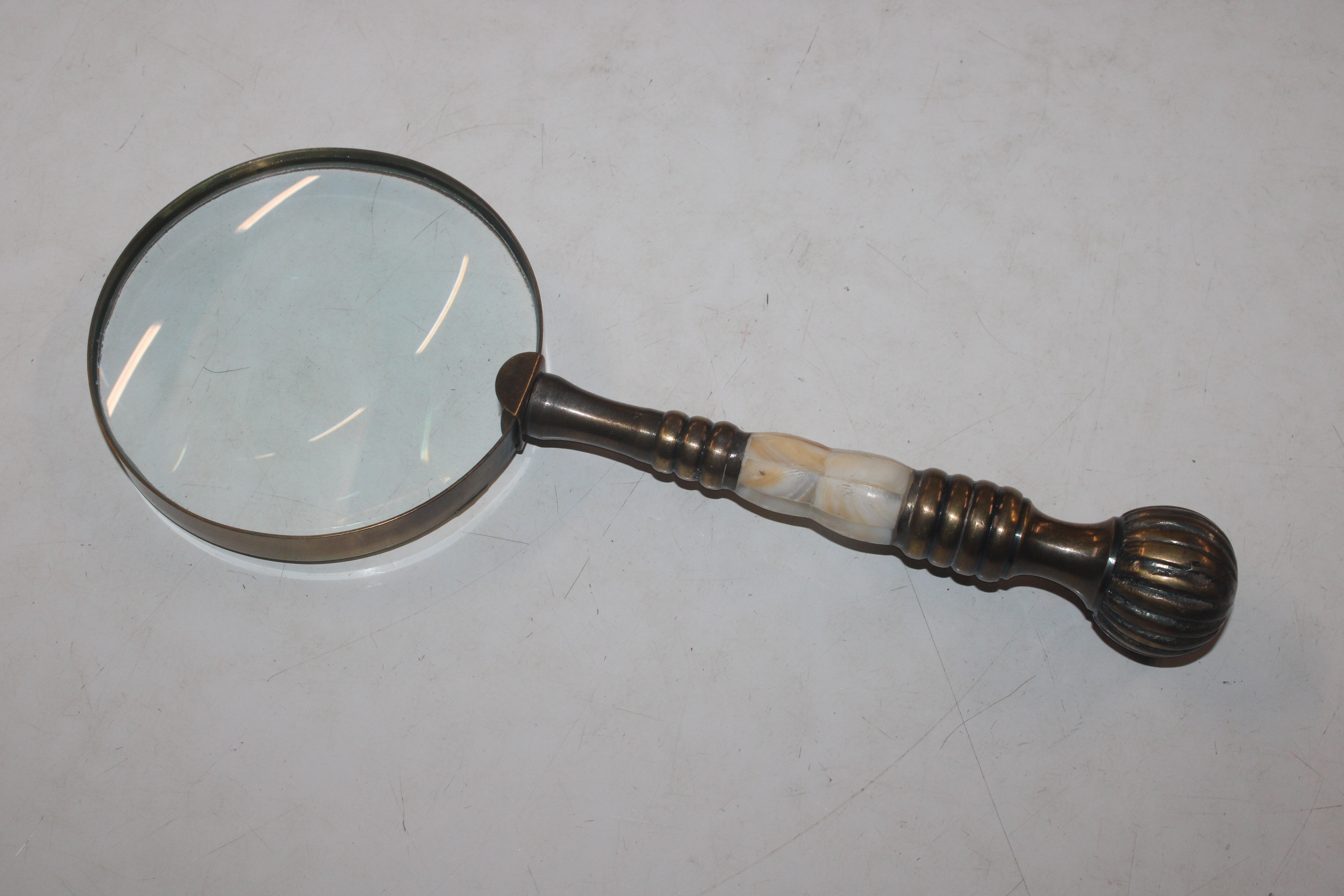 Three magnifying glasses - Image 4 of 7