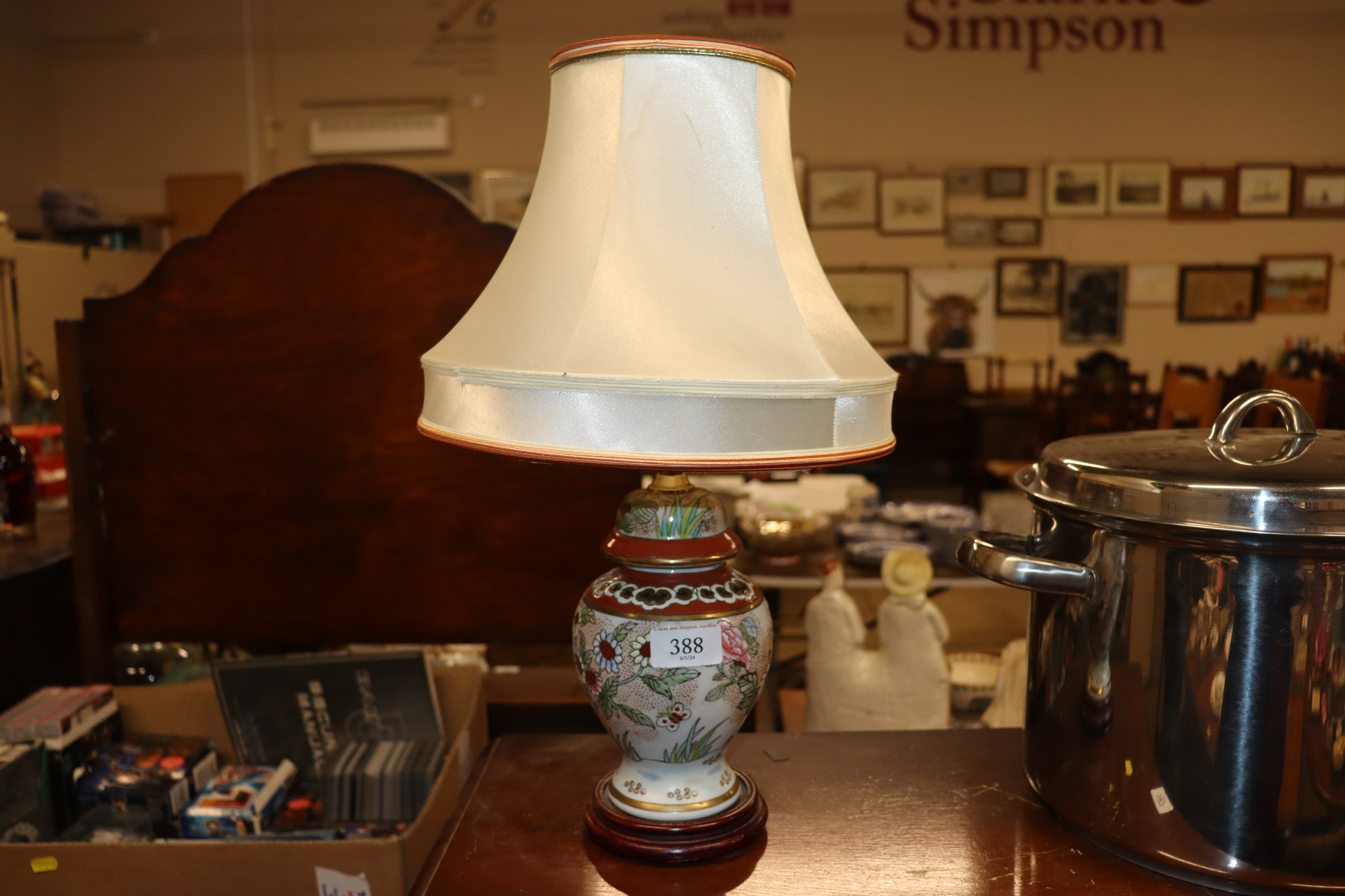 An Oriental table lamp of baluster form