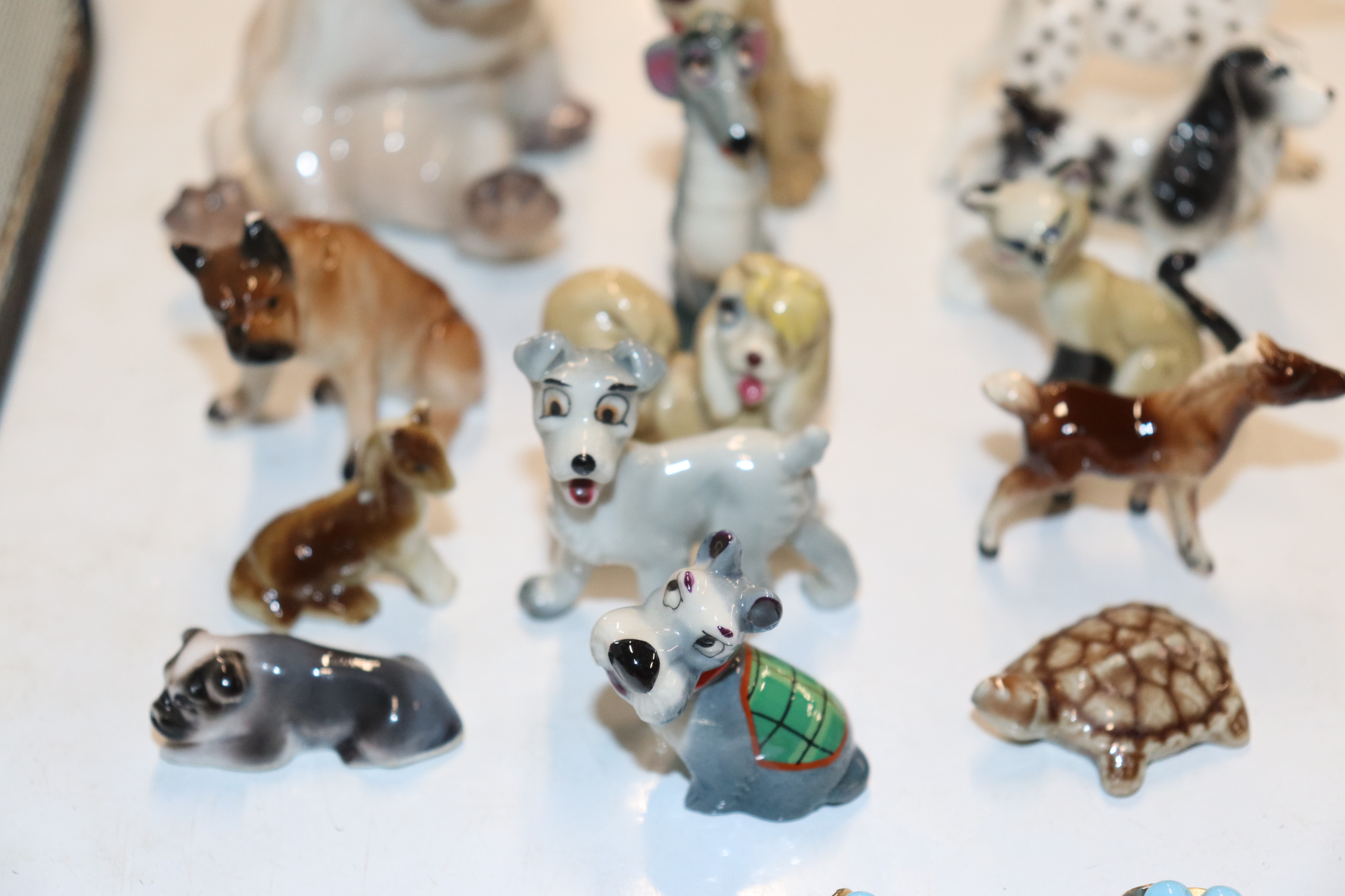 Two boxes containing various animal ornaments to i - Image 7 of 14